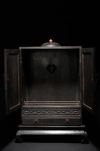 A Zitan Wood Shrine, Fokan