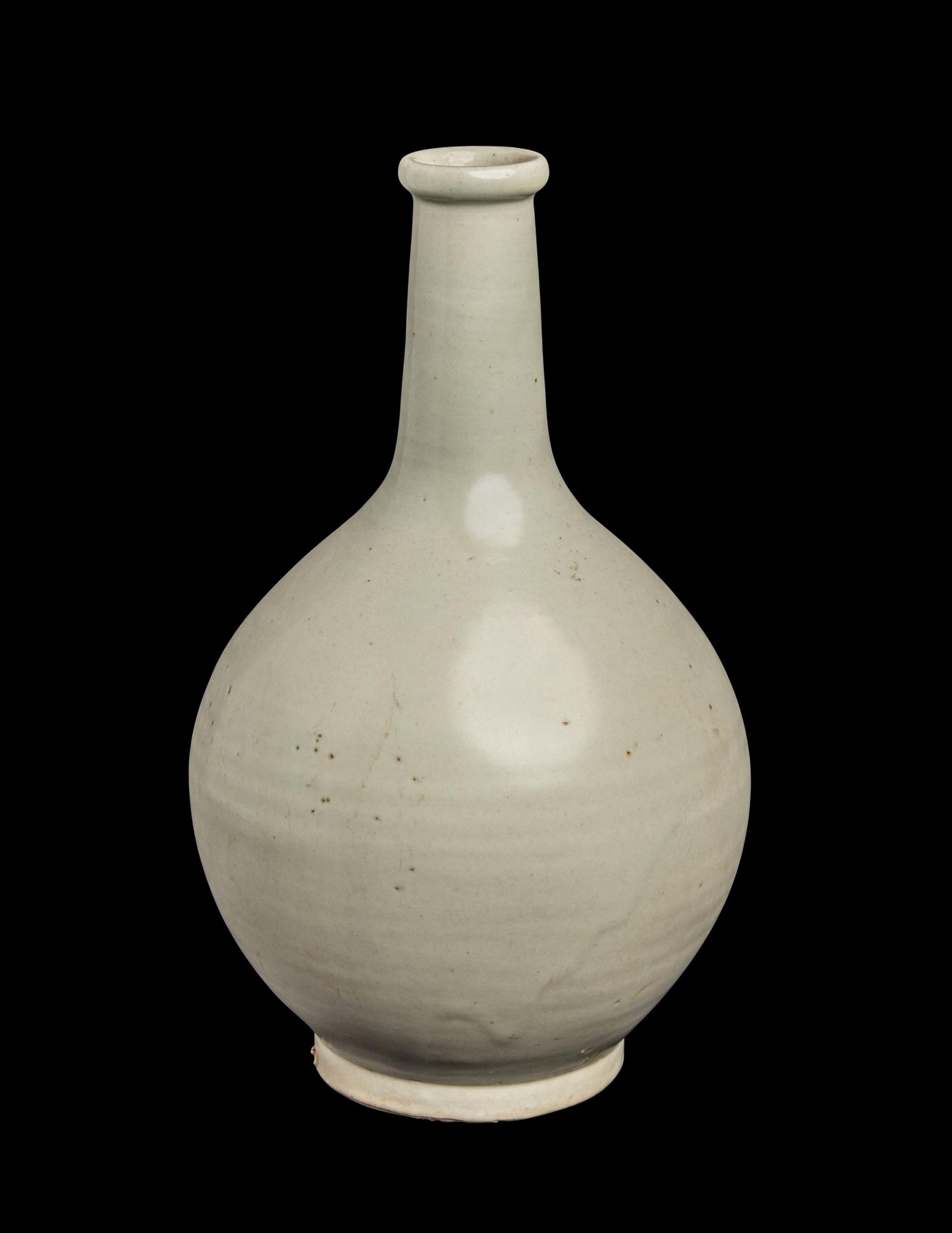 A Korean White Glazed Porcelain Bottle Vase