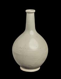 A Korean White Glazed Porcelain Bottle Vase