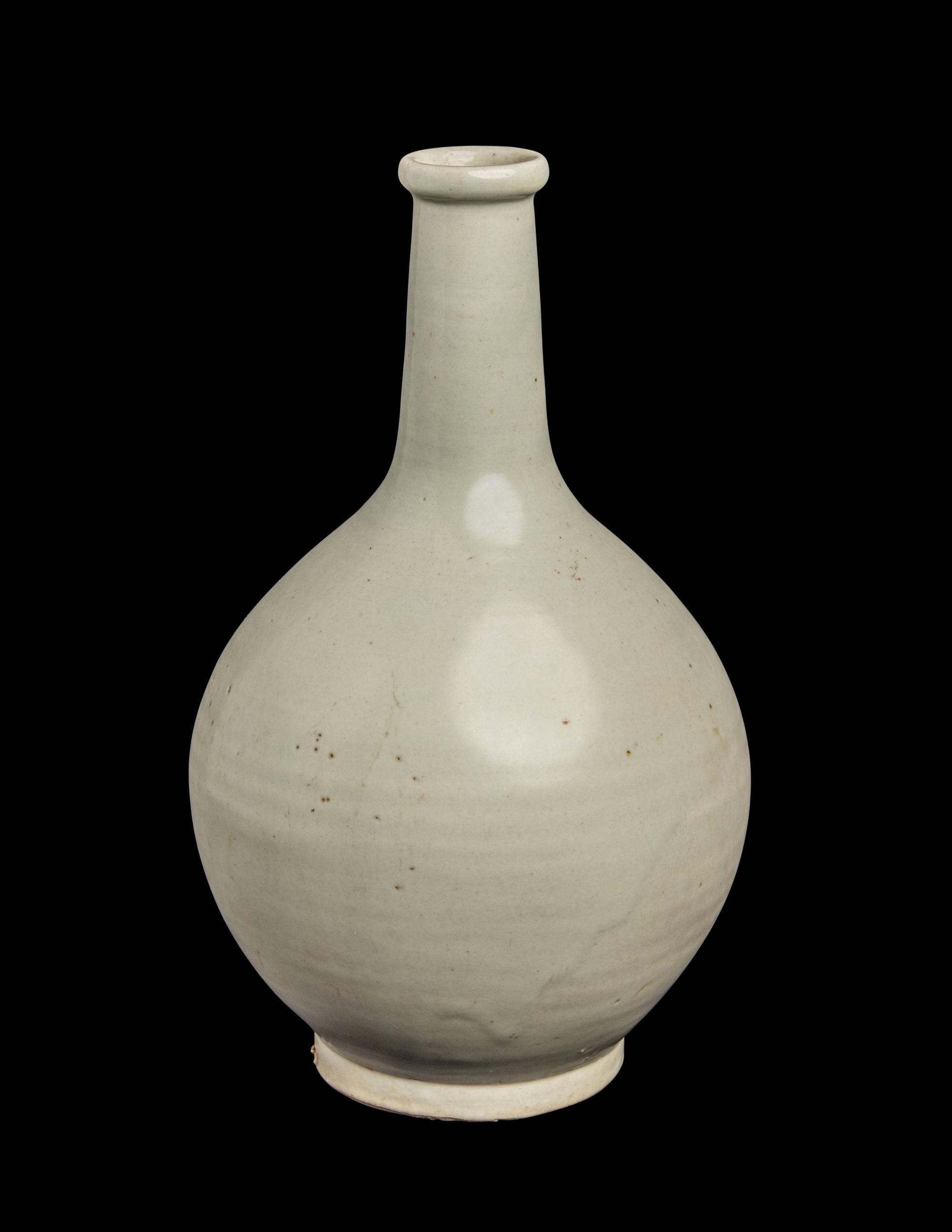A Korean White Glazed Porcelain Bottle Vase