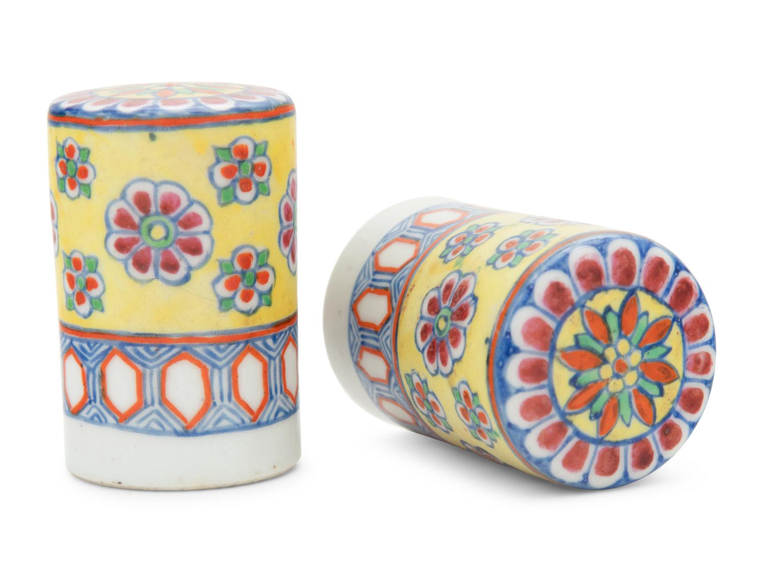 Two Pairs of Chinese Famille Rose Porcelain Scroll Ends