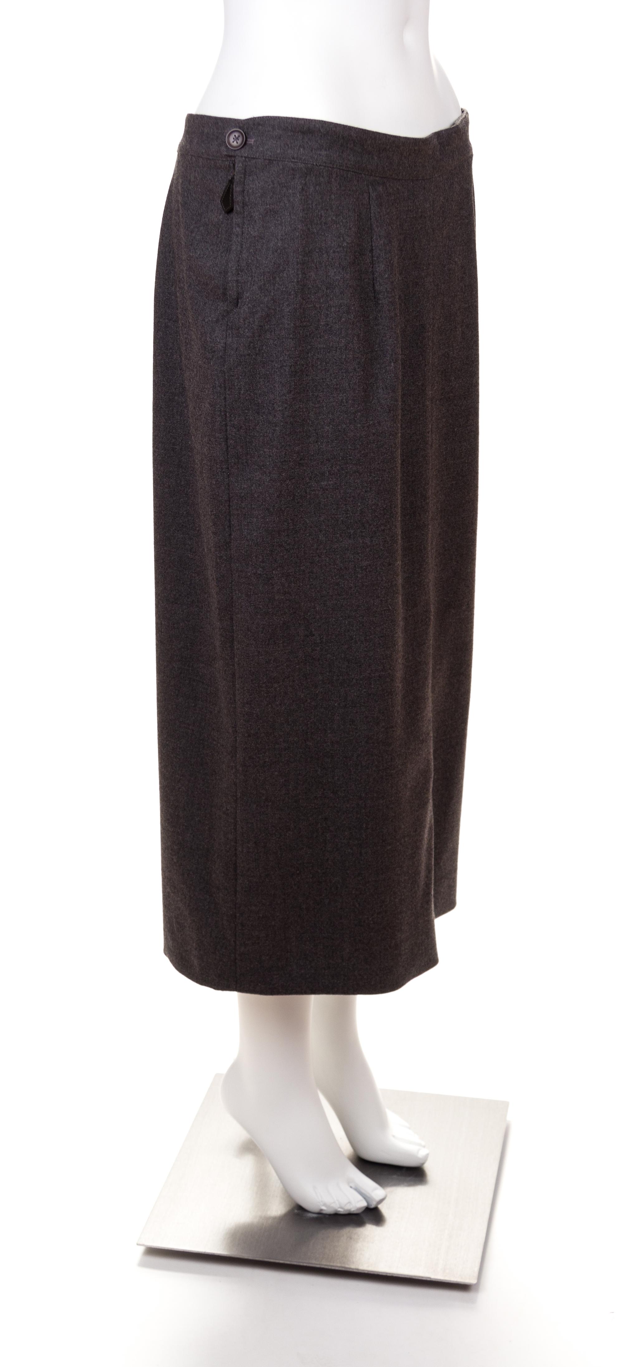 An Hermès Grey Wool Sheath Skirt, Size 46.