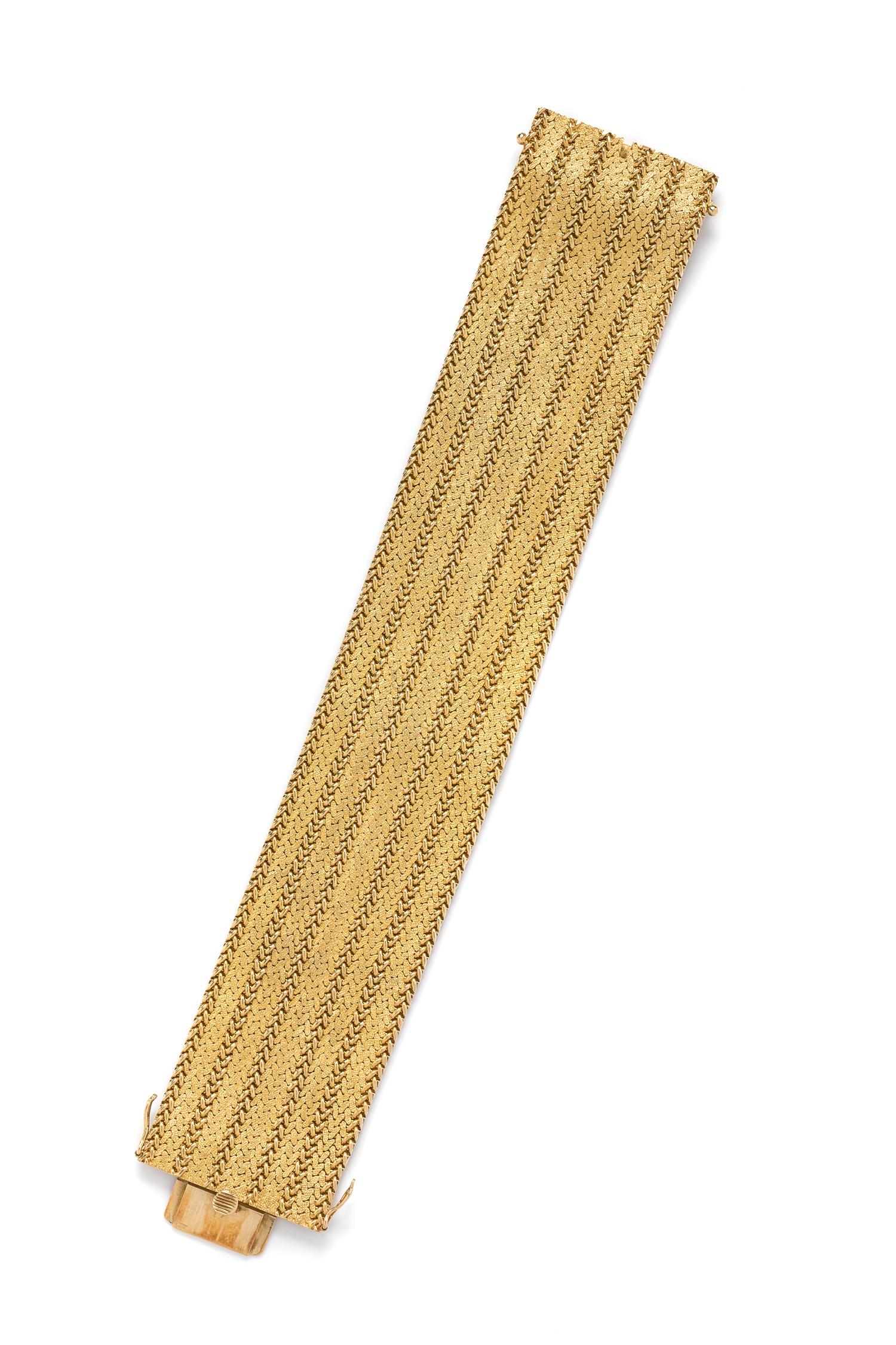 MARIO BUCCELLATI, YELLOW GOLD BRACELET