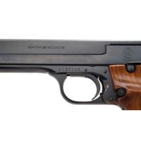 *Smith & Wesson Model 41 in Box with Accessories