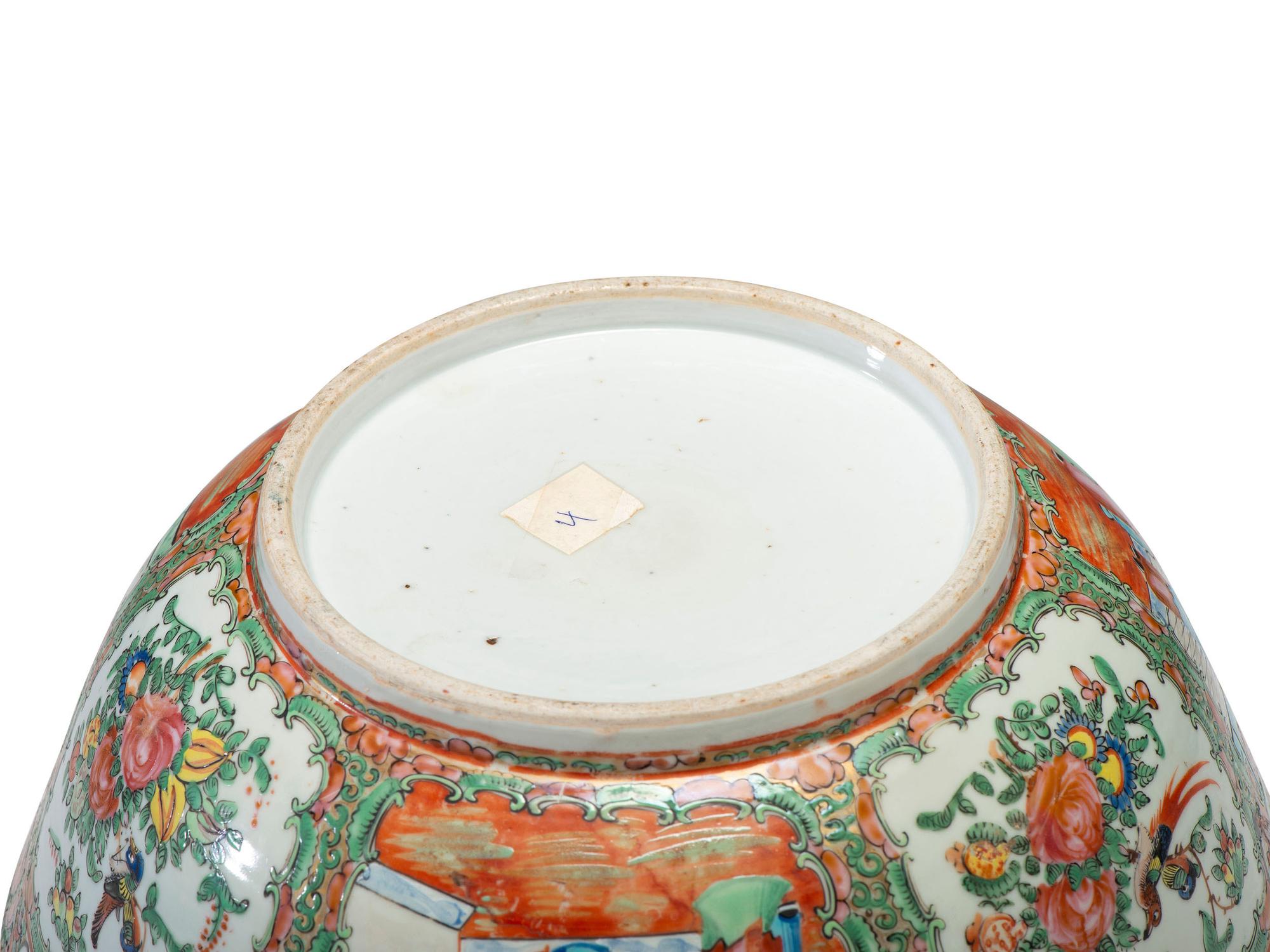A Rose Medallion Center Bowl and Stand