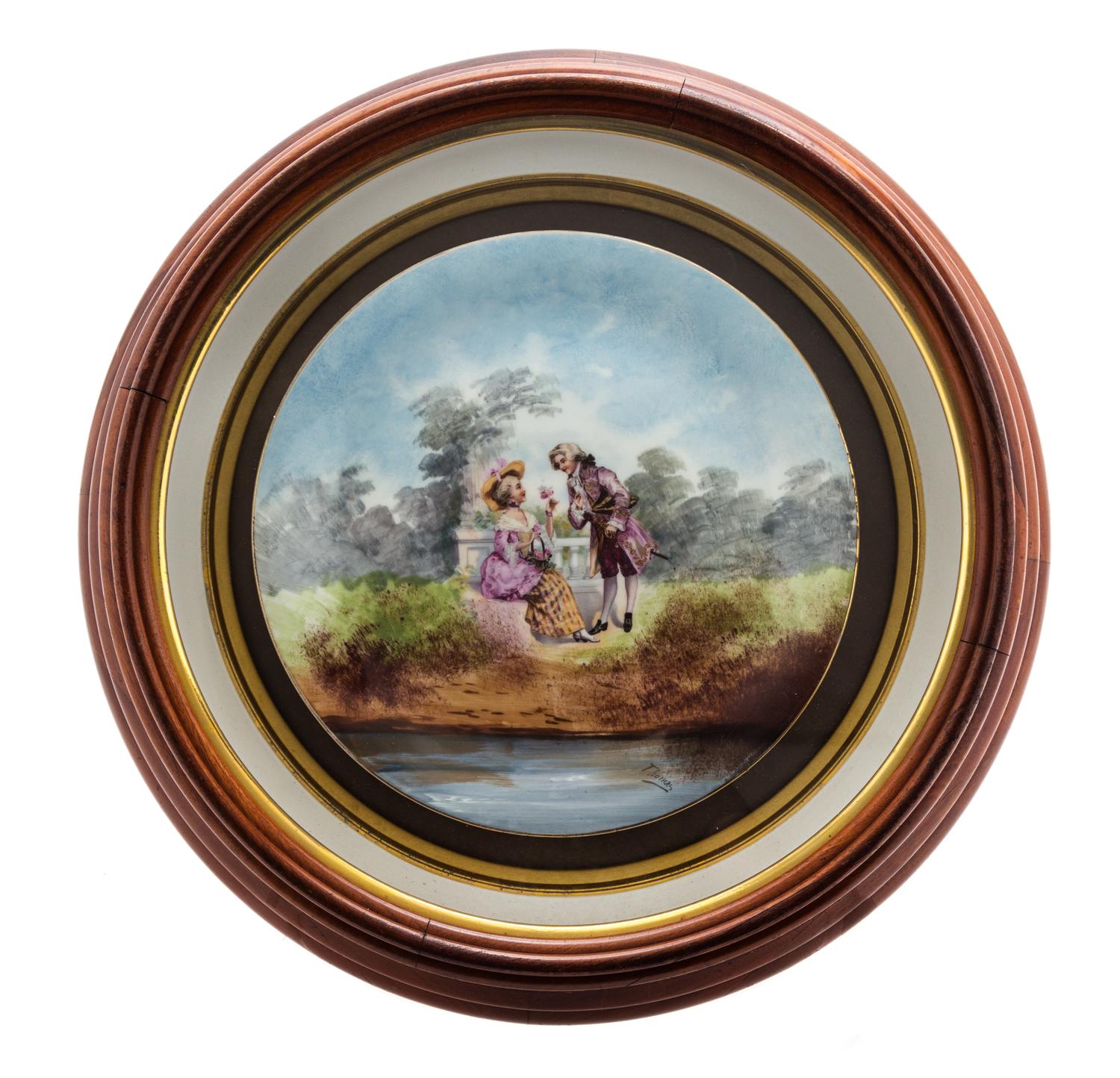 A Continental Porcelain Charger Diameter 11 1/2 inches. — EARLY 20TH CENTURY