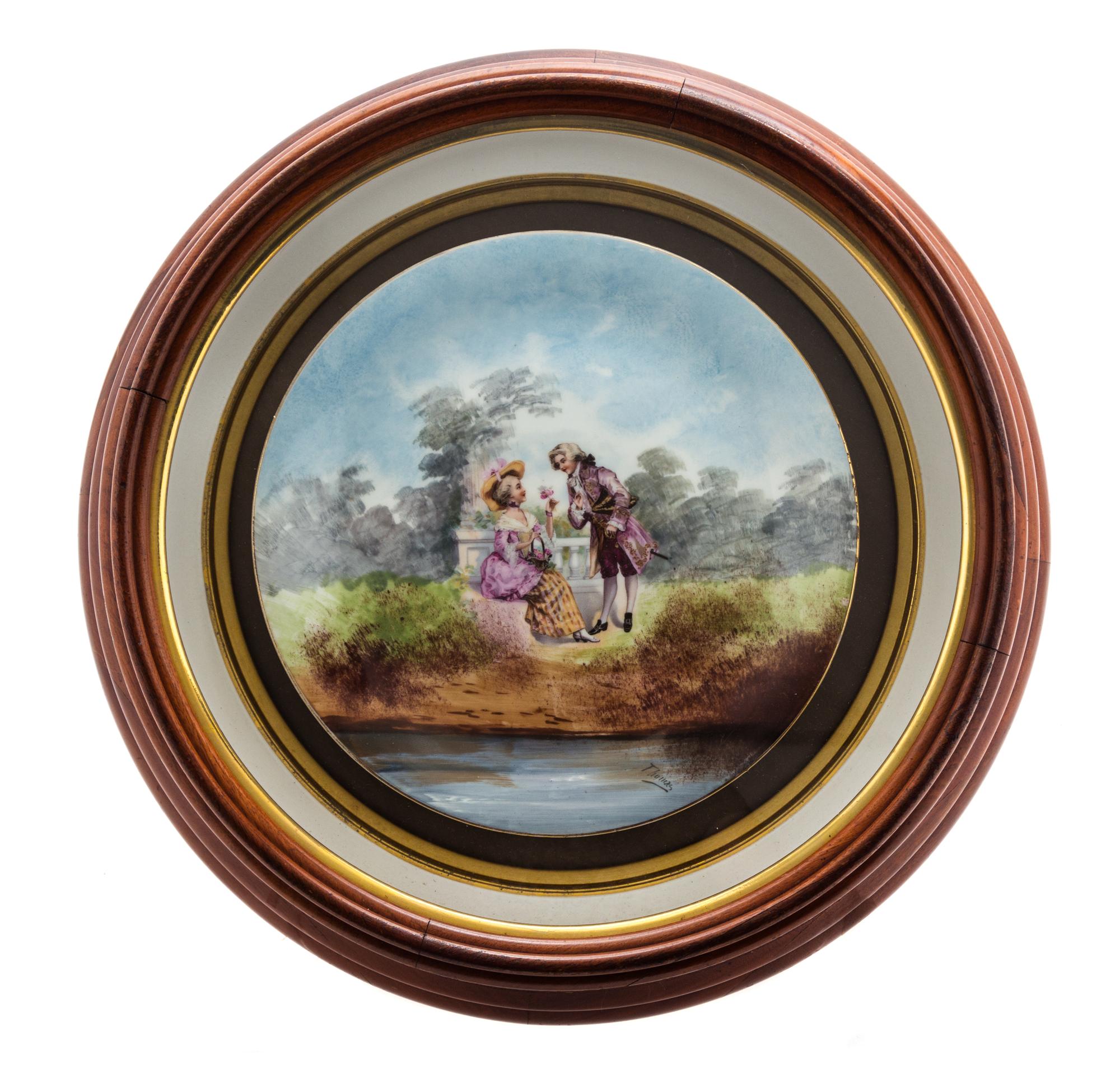A Continental Porcelain Charger Diameter 11 1/2 inches. — EARLY 20TH CENTURY