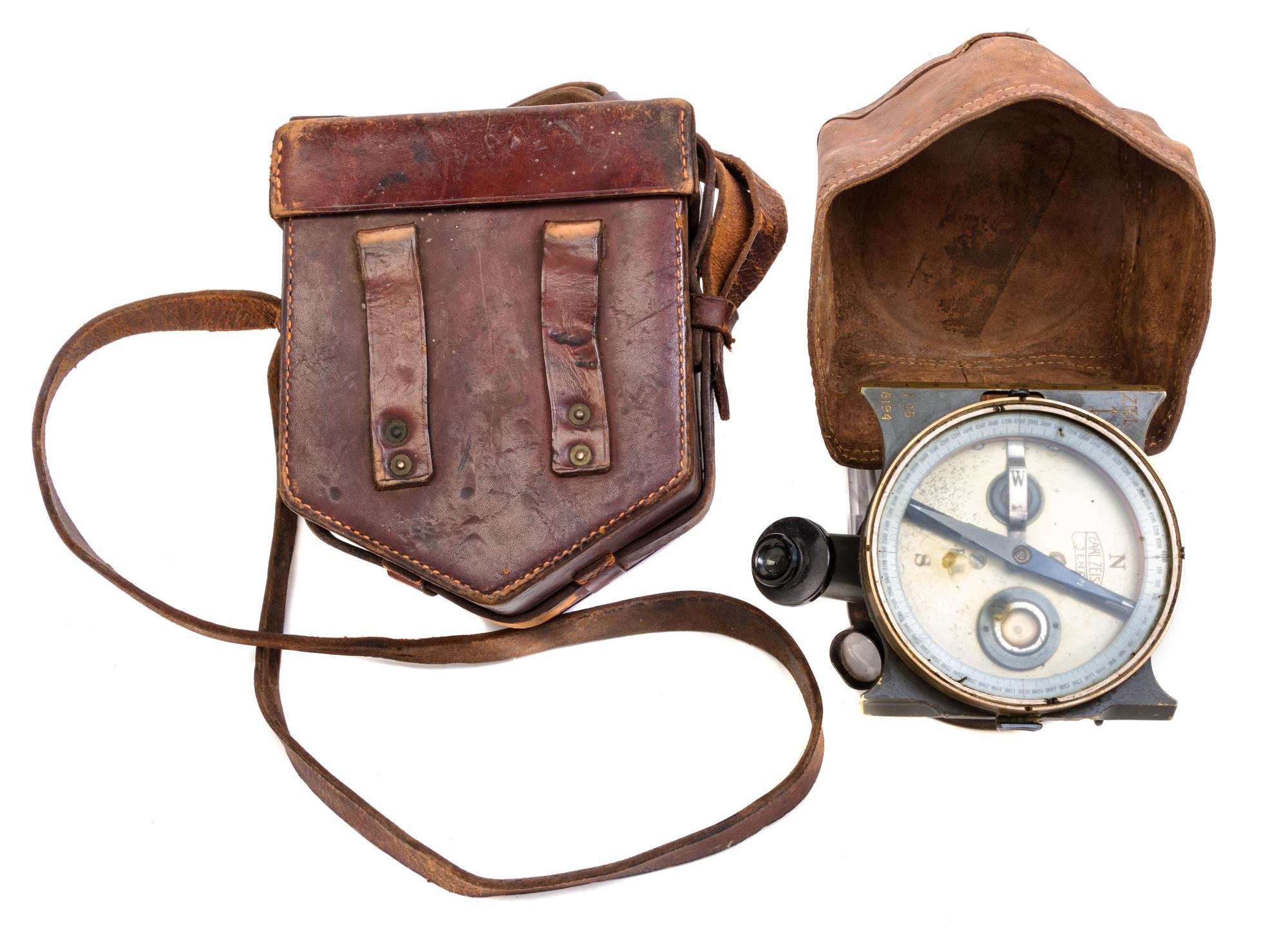 A German Artillery Range Finder Fussartillerie Diameter of compass 4 inches. — CARL ZEISS, EARLY 20TH CENTURY