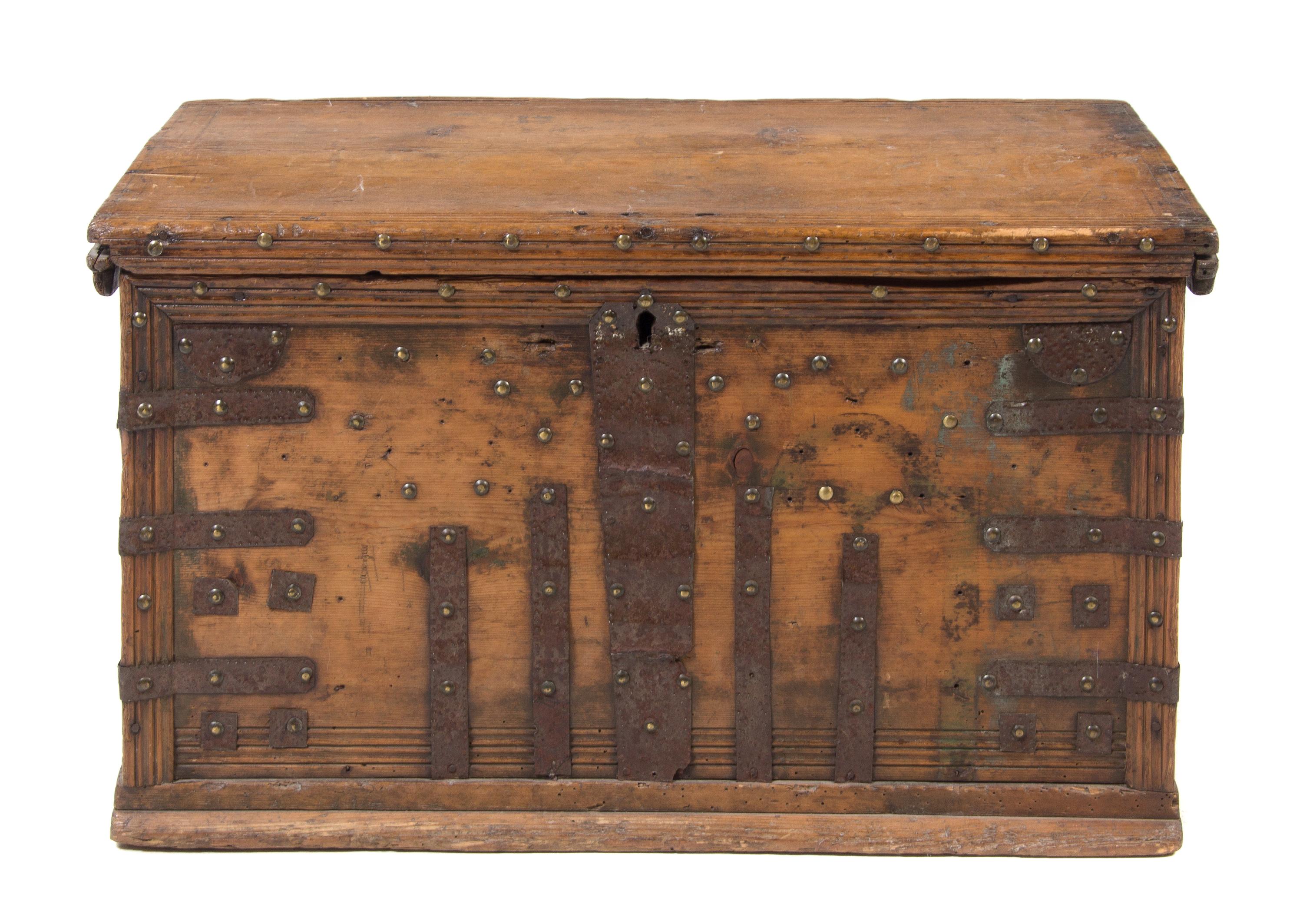 An English Iron Mounted Pine Coffer Height 15 3/4 x width 27 3/4 x depth 14 7/8 inches. — 18TH CENTURY