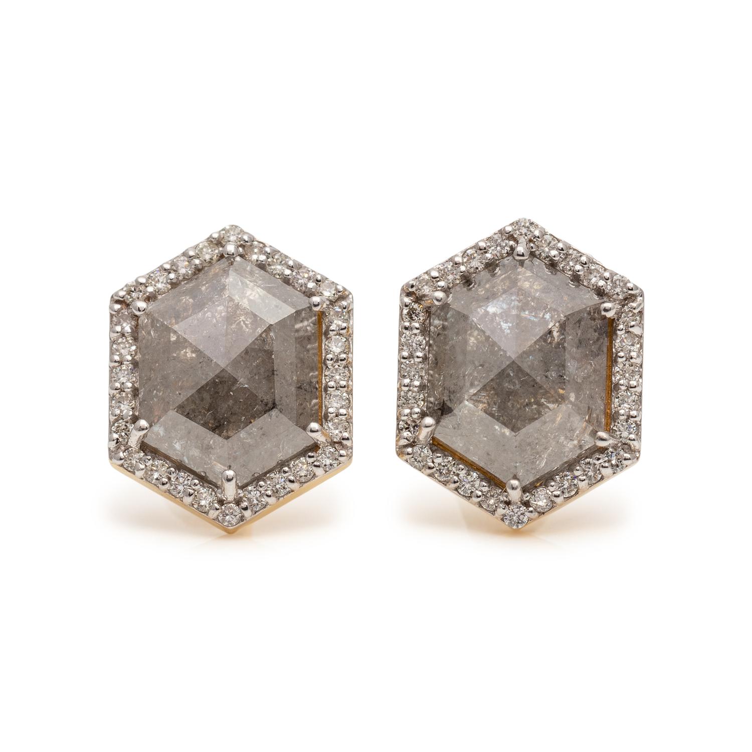 COLORED DIAMOND AND DIAMOND STUD EARRINGS