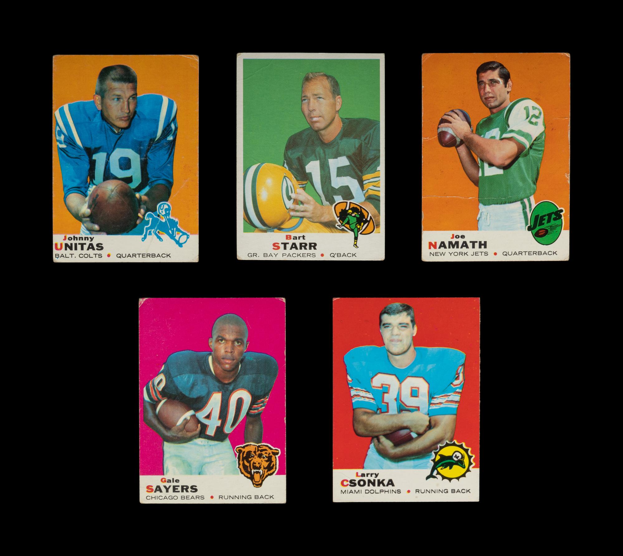 A Complete Set of 1969 Topps Football Cards (263/263)