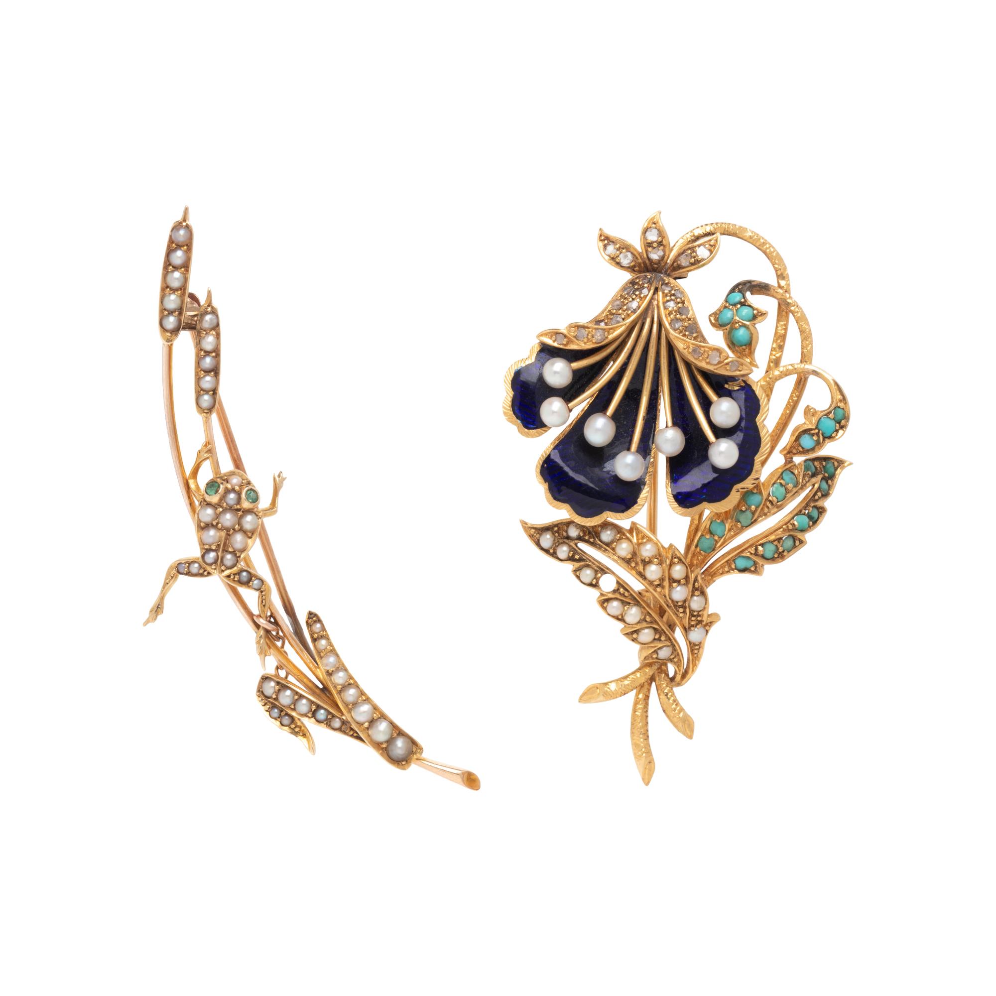 COLLECTION OF YELLOW GOLD AND MULTIGEM BROOCHES