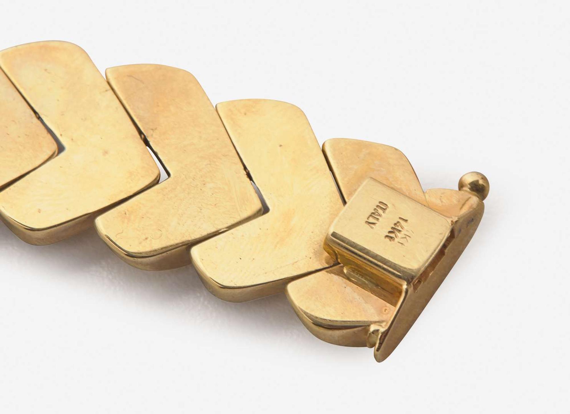 A 14K Yellow Gold Necklace