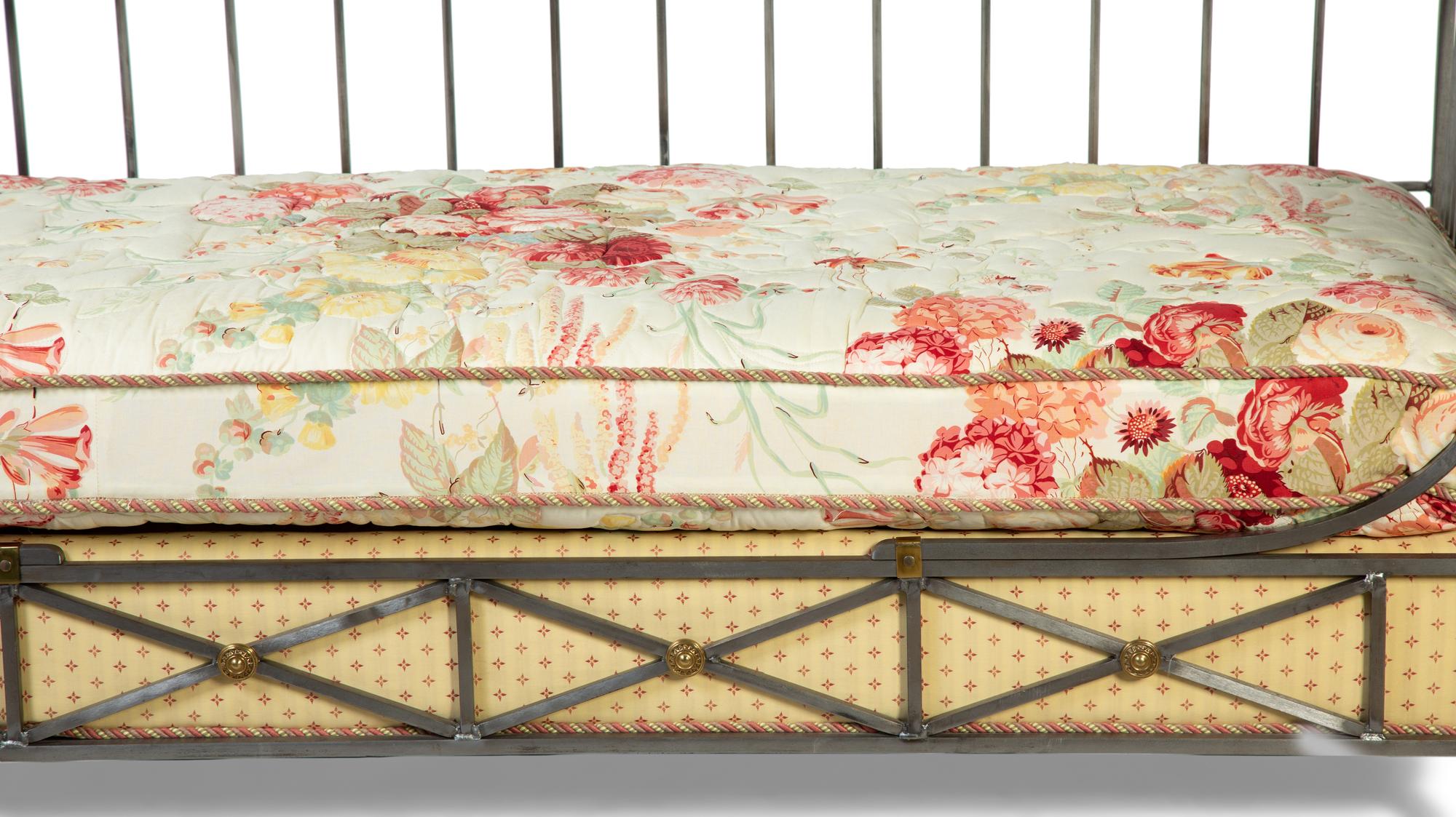 A Neoclassical Style Steel Day Bed — 20TH CENTURY