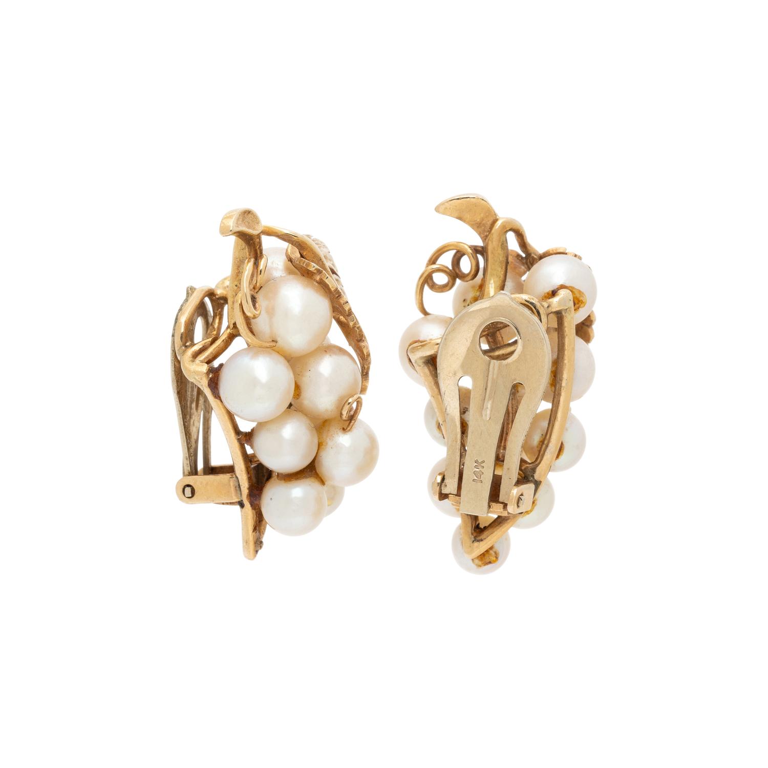 CULTURED PEARL AND YELLOW GOLD GRAPE EARRINGS