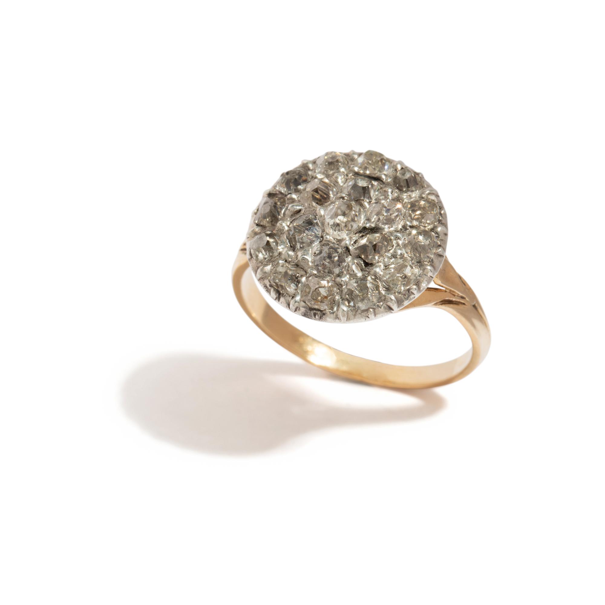 ANTIQUE, DIAMOND CLUSTER RING