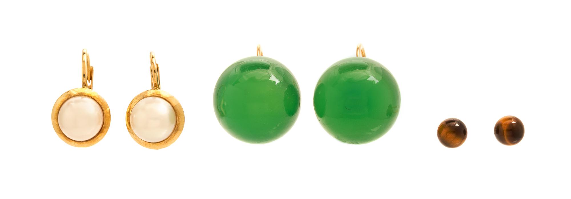 A Collection of Yellow Gold and Multigem Jewelry, 16.30 dwts.