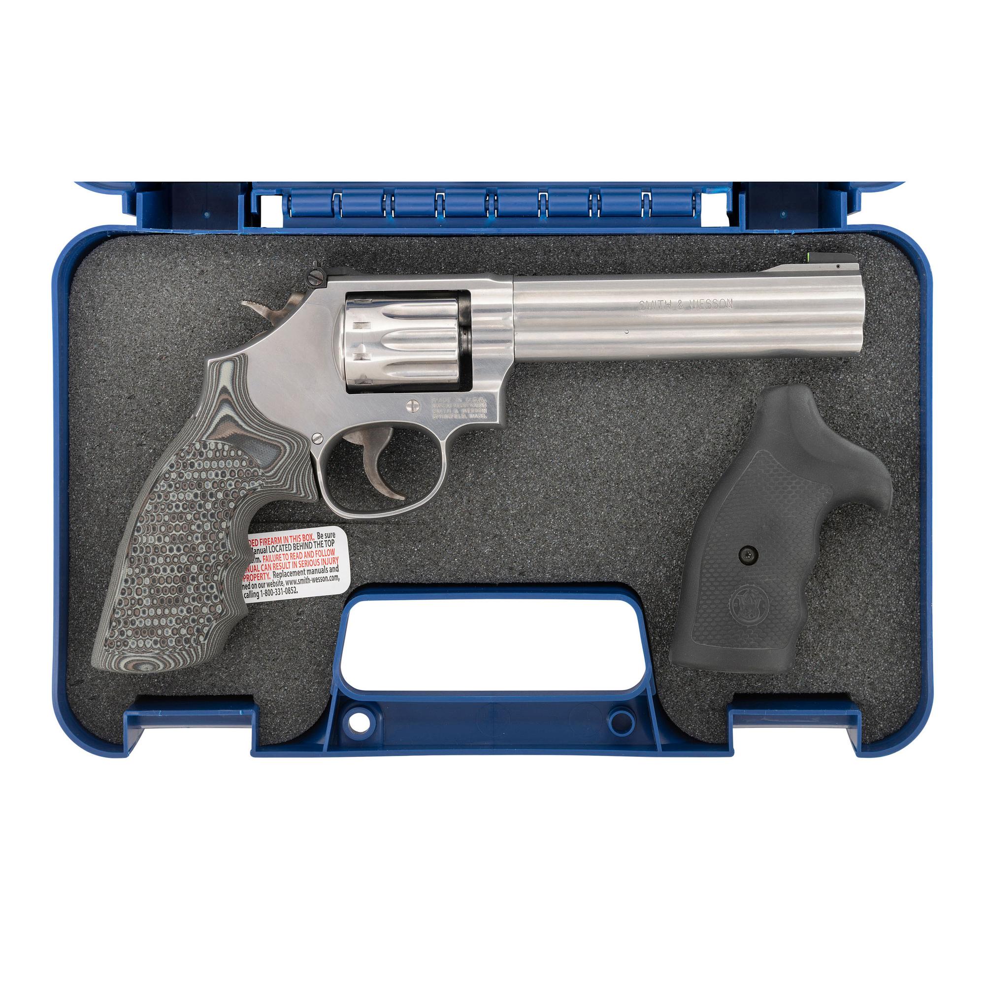 *Smith & Wesson 617-6 in Box