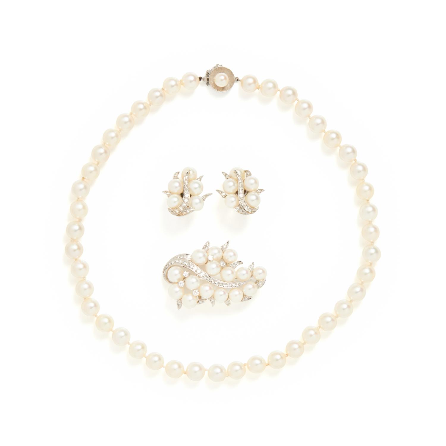 CULTURED PEARL AND DIAMOND JEWELRY SUITE
