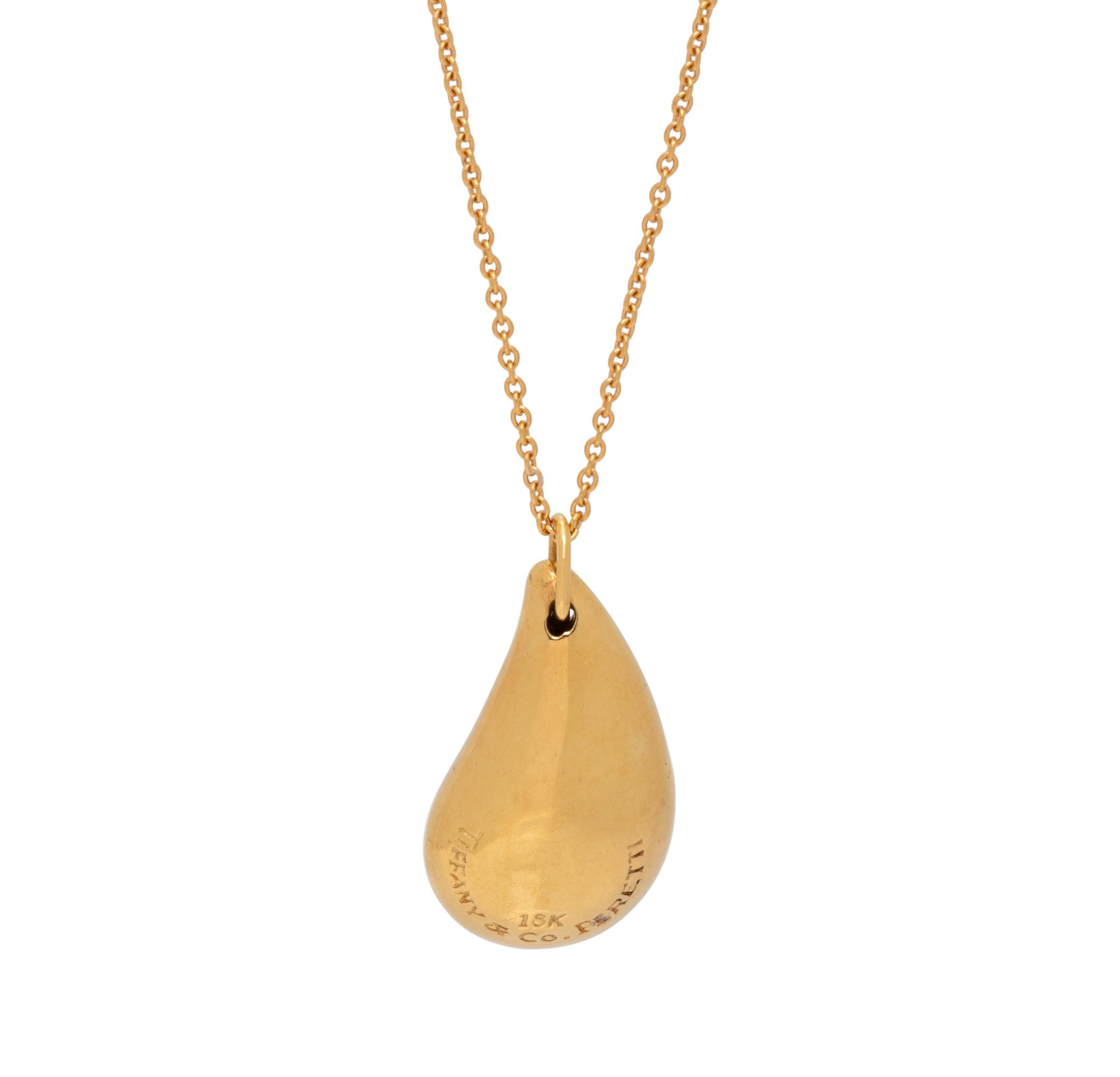 TIFFANY & CO., ELSA PERETTI, YELLOW GOLD 'TEARDROP' PENDANT/NECKLACE