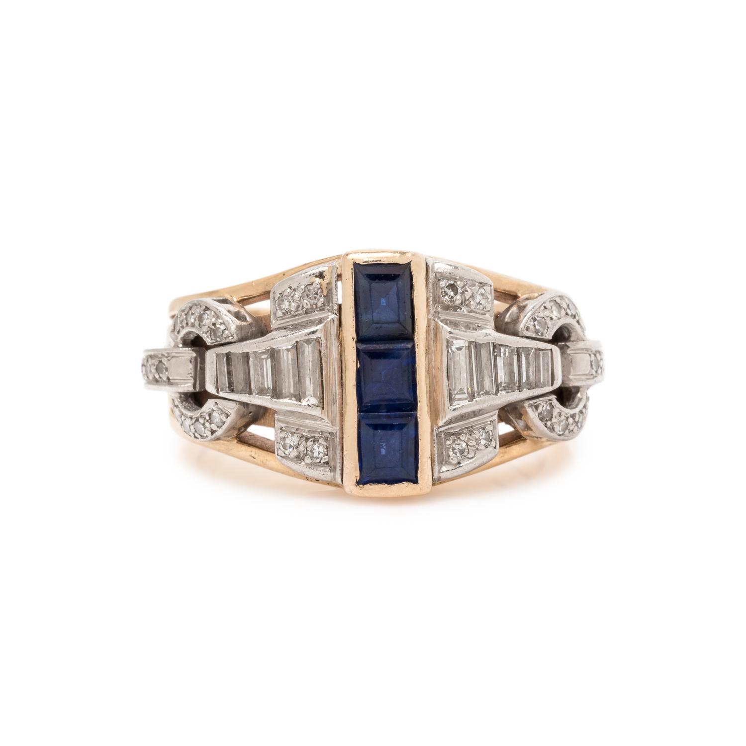 SAPPHIRE AND DIAMOND RING