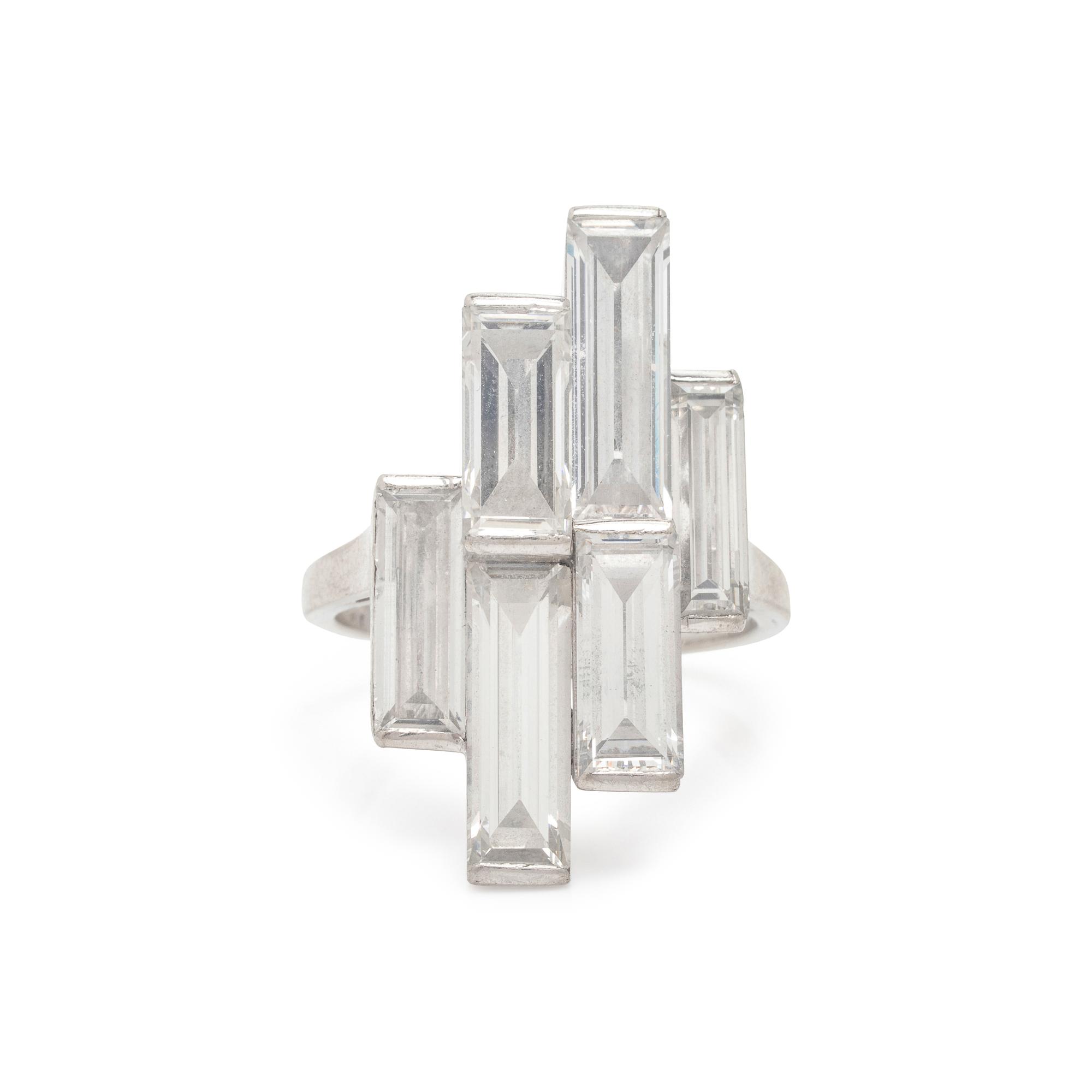 Van Cleef & Arpels, Diamond and Platinum Ring