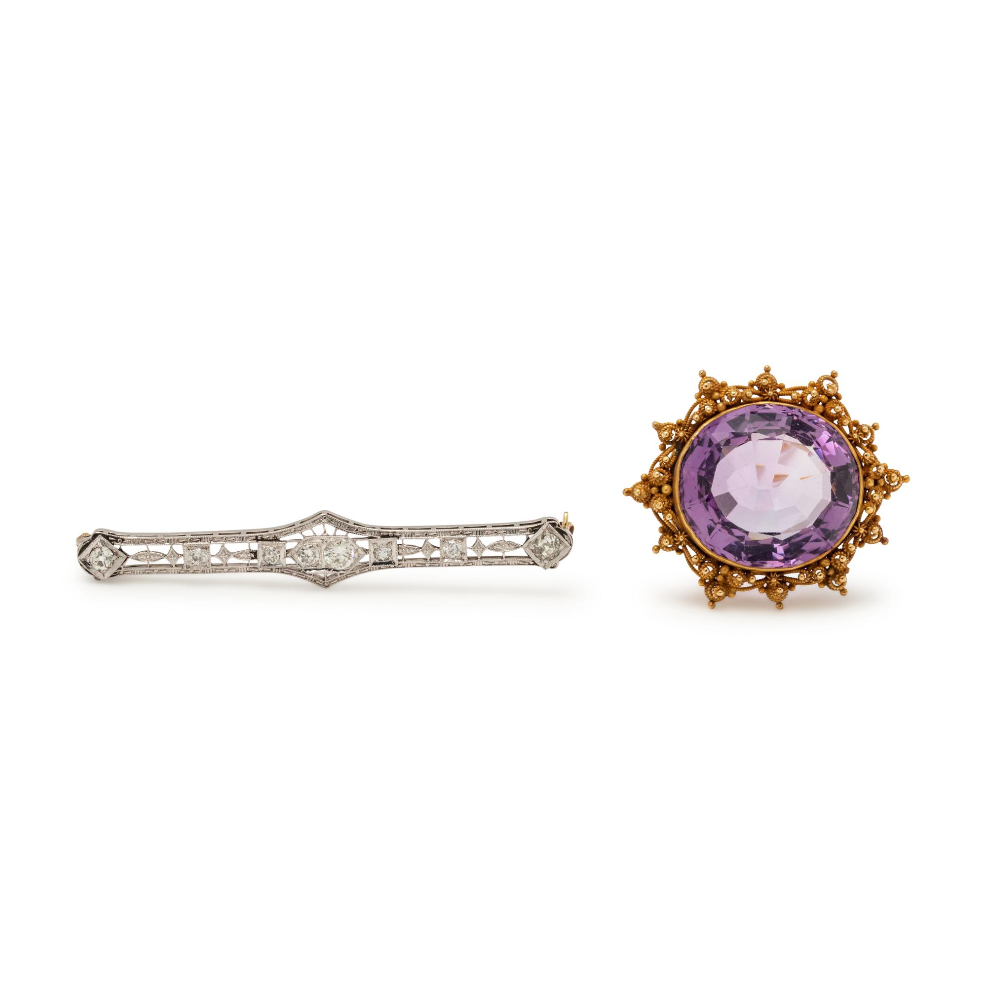 COLLECTION OF ANTIQUE BROOCHES