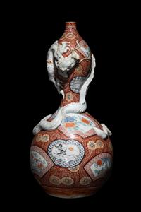 Two Japanese Imari and Kutani Porcelain Wares