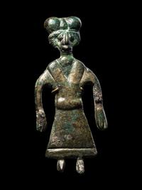 An Amlash Bronze Female Figure