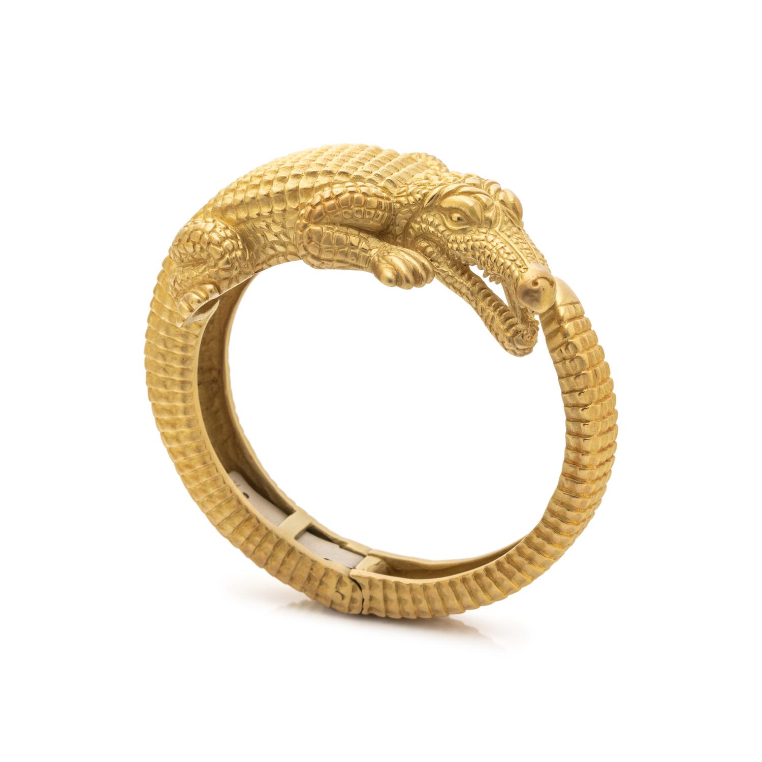 KIESELSTEIN-CORD, YELLOW GOLD ALLIGATOR CUFF BRACELET