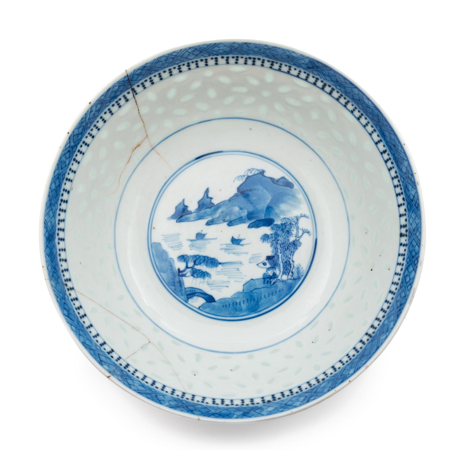 A Group of Six Chinese Blue and White Porcelain Articles