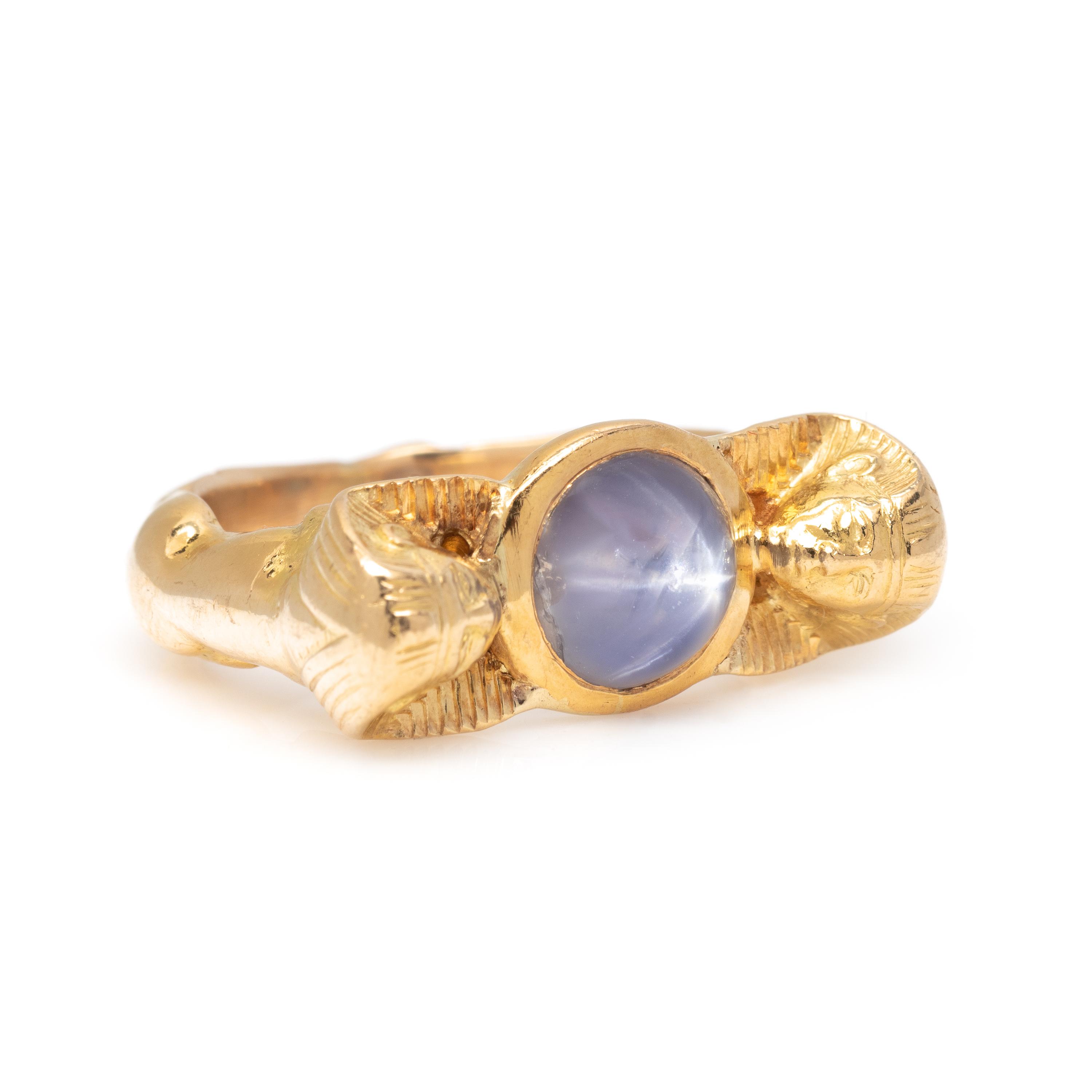 YELLOW GOLD AND STAR SAPPHIRE PHARAOH RING