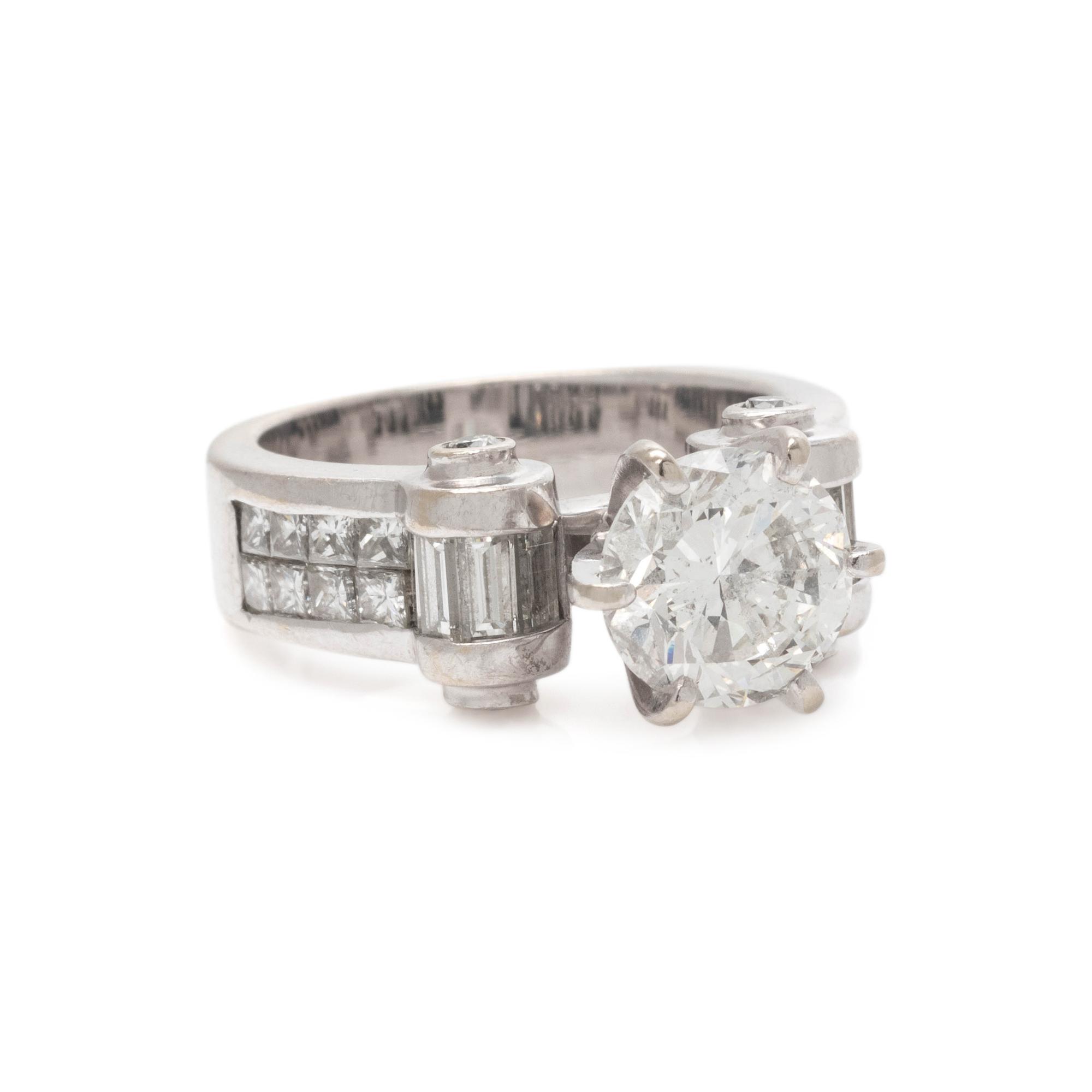 DIAMOND RING