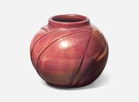 Newcomb College, Rare Cabinet Vase