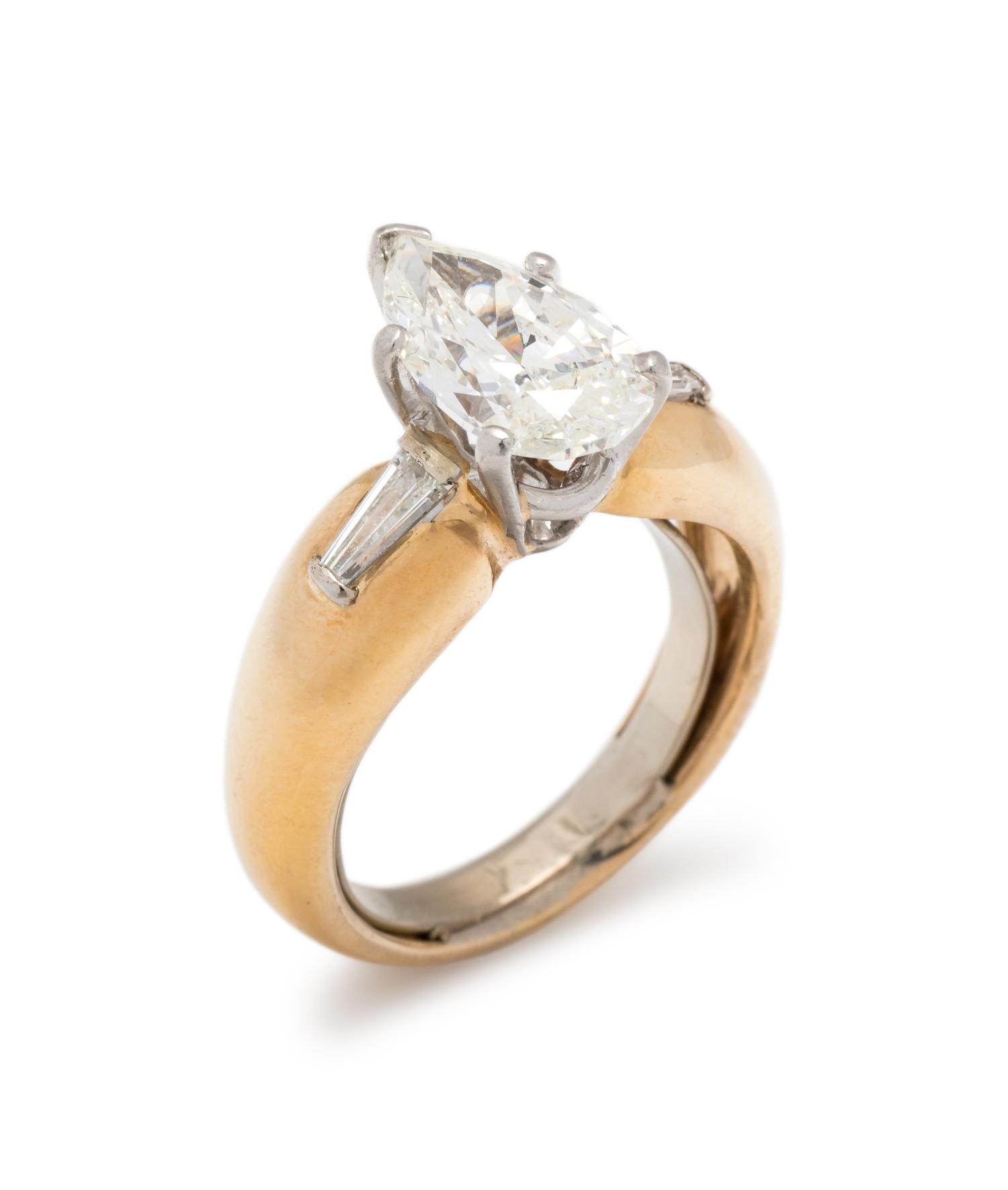 DIAMOND RING