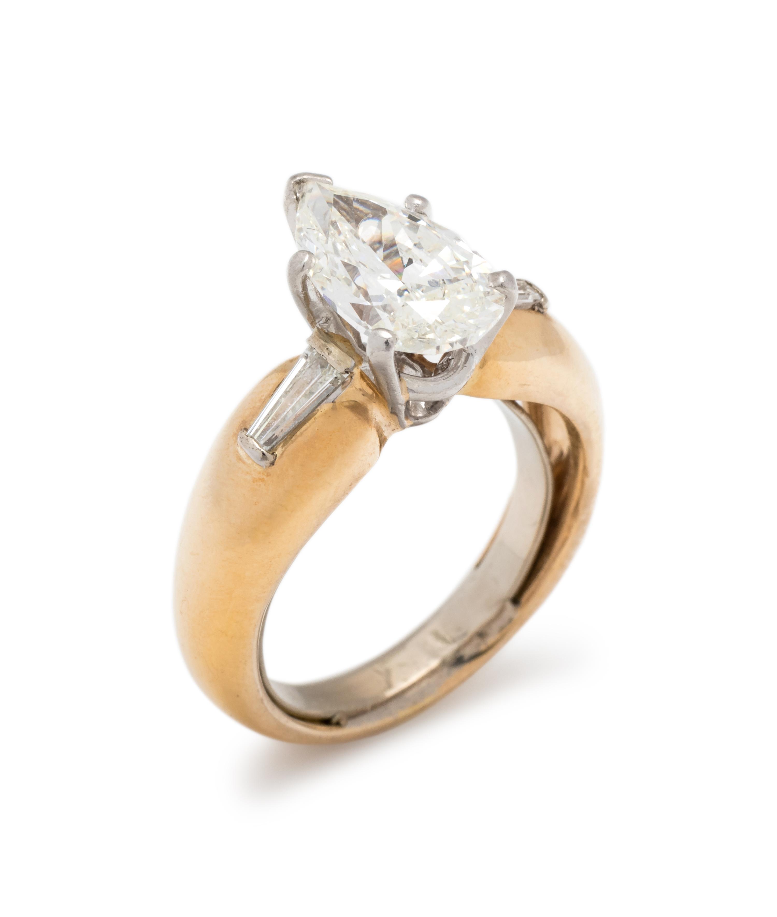 DIAMOND RING