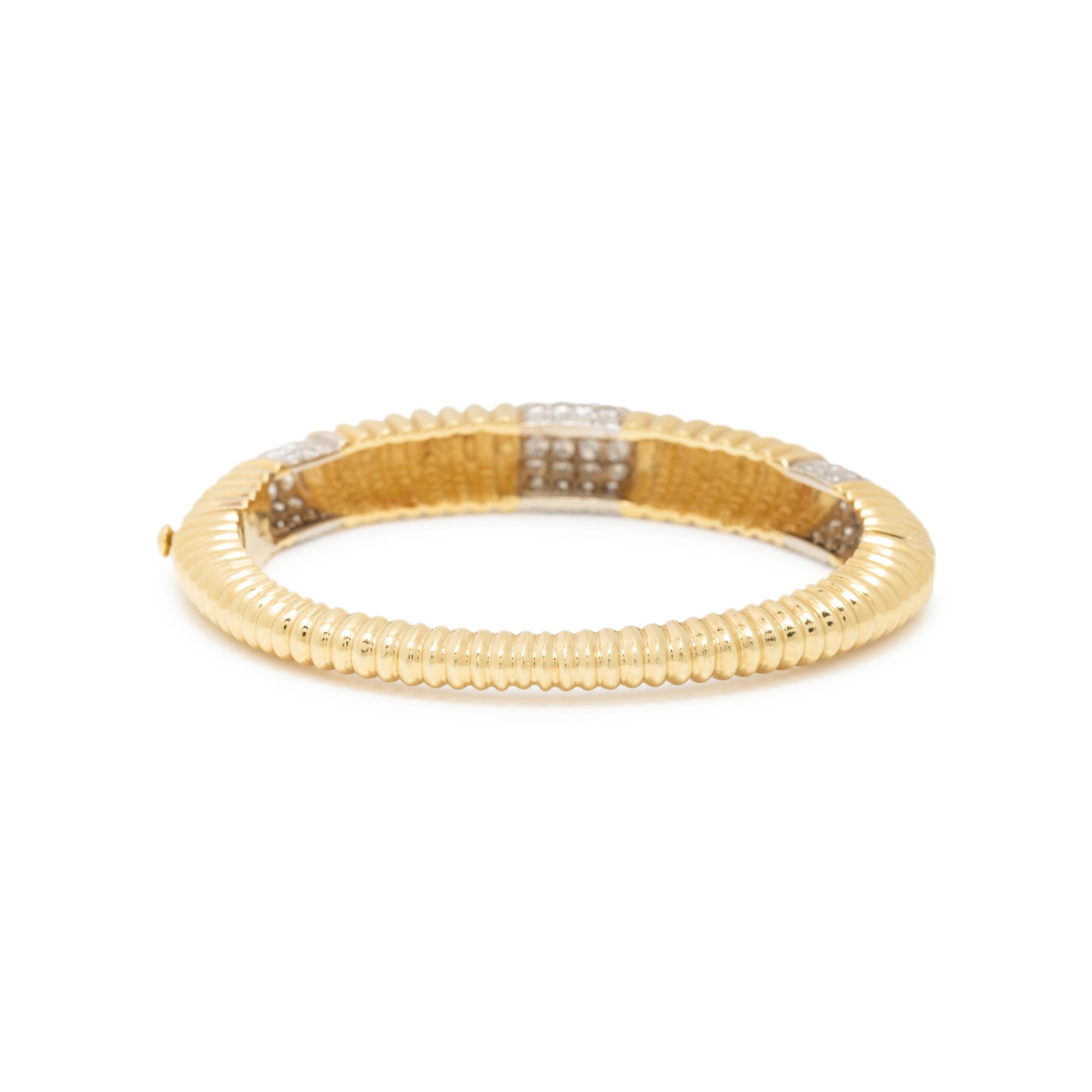 BICOLOR GOLD AND DIAMOND BANGLE BRACELET
