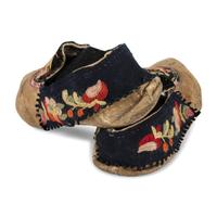 Haudenosaunee Quilled and Embroidered Hide Moccasins