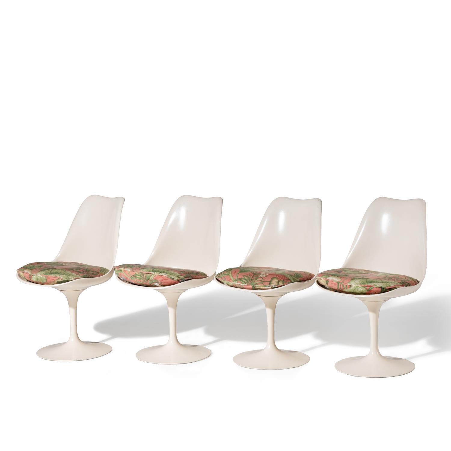 Tulip dining chairs, set of four Knoll, USA