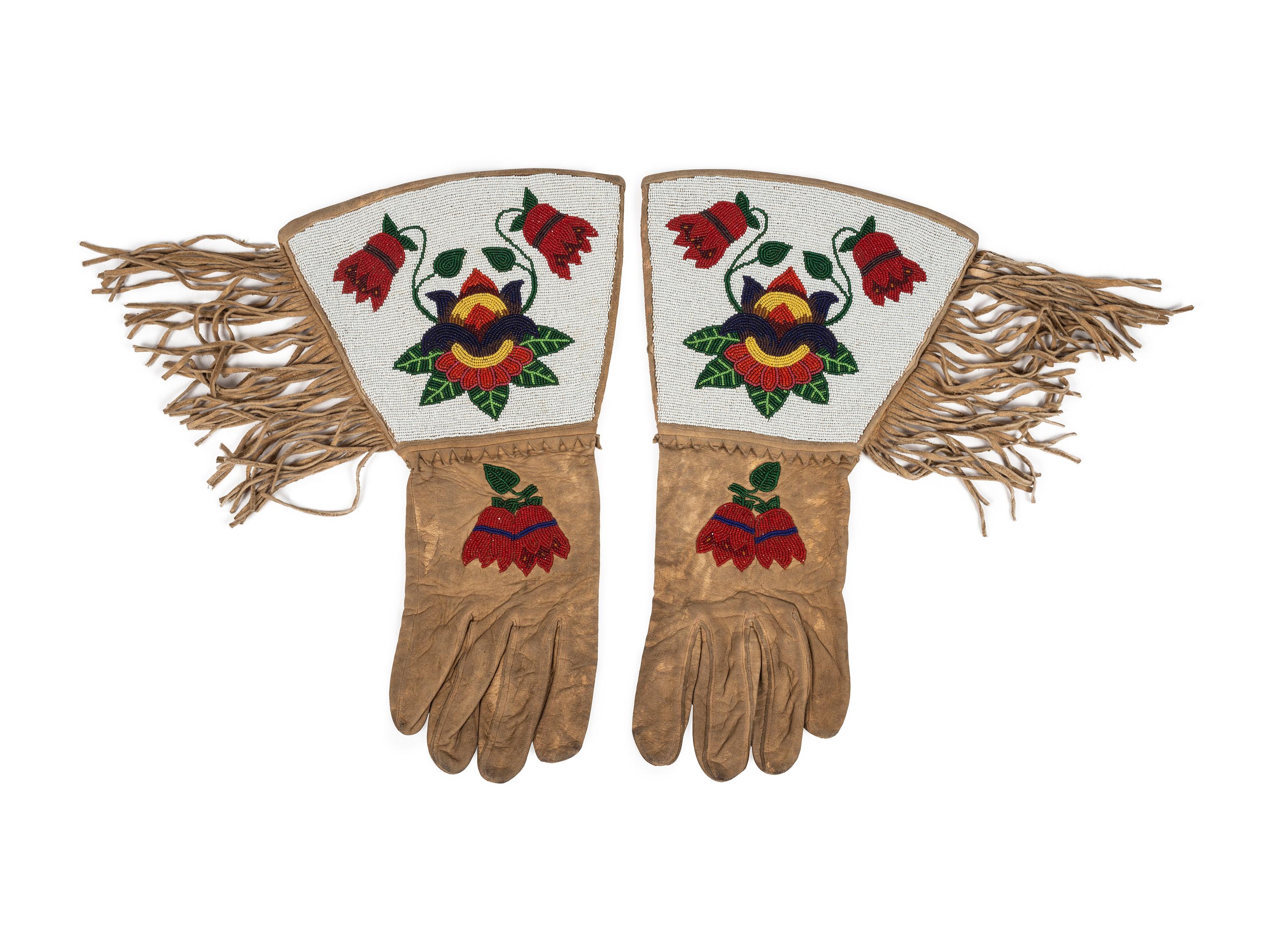 Plateau Beaded Hide Gauntlets