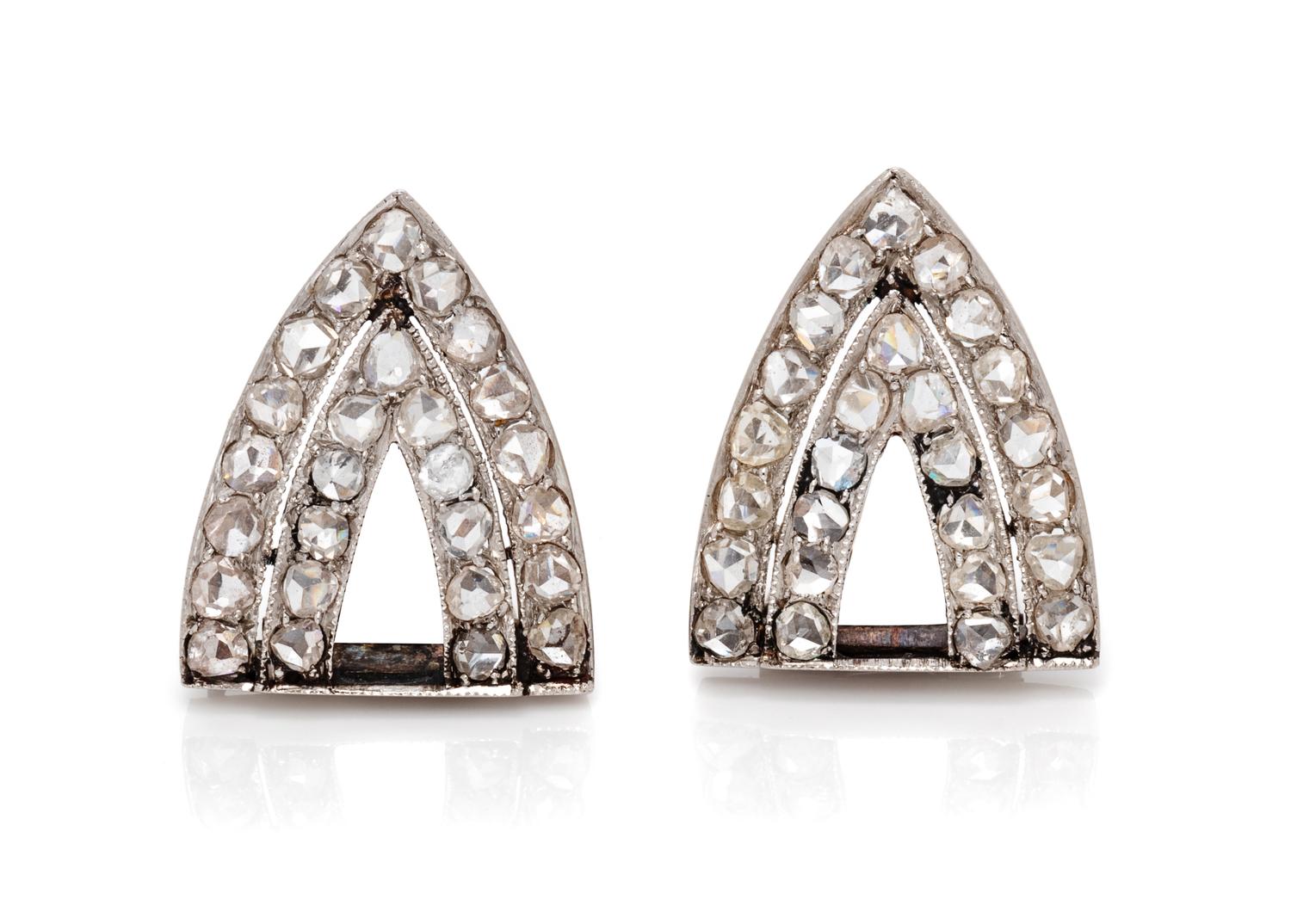 A Pair of Antique Platinum and Diamond Double Clip Brooch, 3.48 dwts.