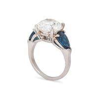 DIAMOND AND SAPPHIRE RING
