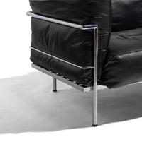 LC2-Style Settee