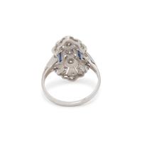 WHITE GOLD, DIAMOND AND SYNTHETIC SAPPHIRE RING