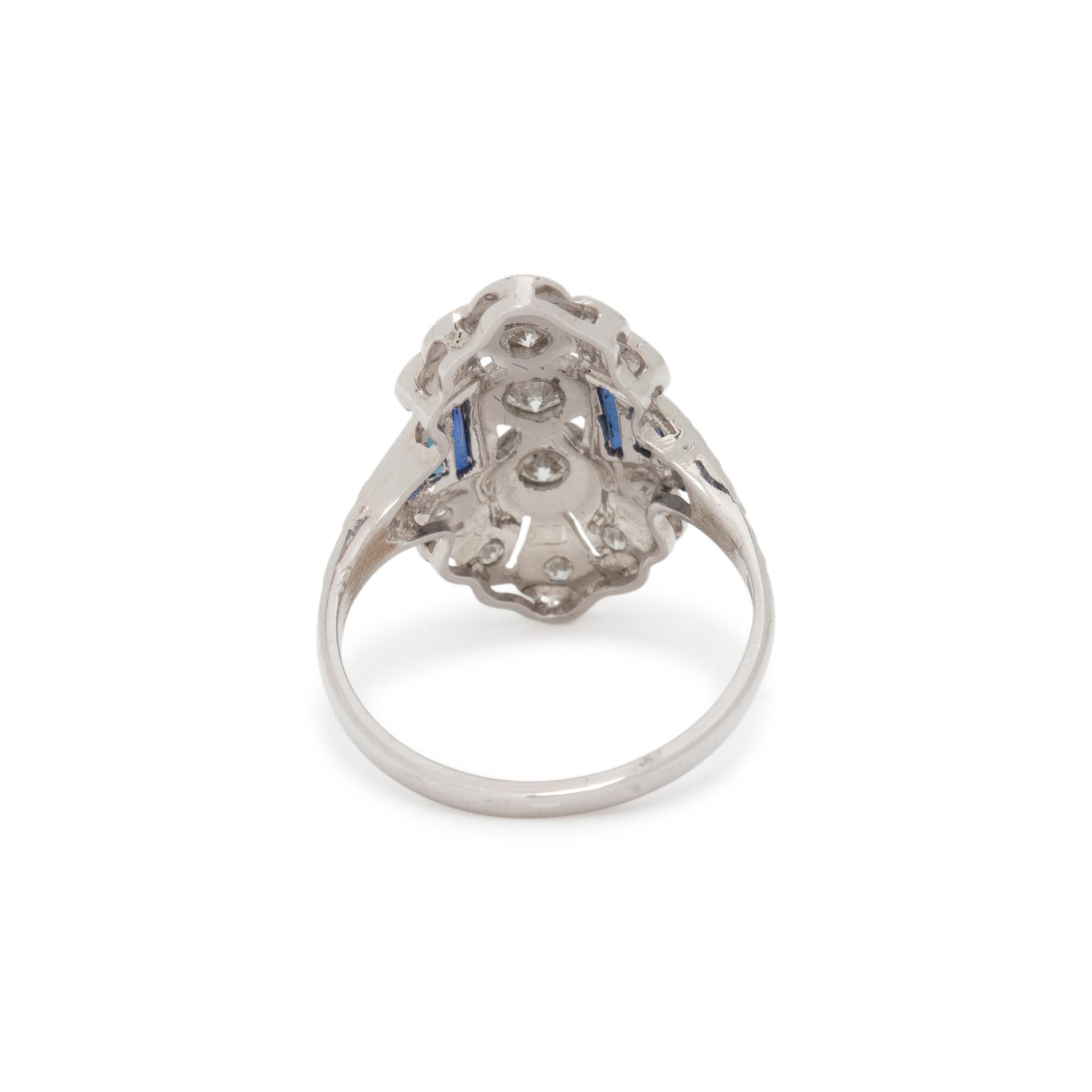 WHITE GOLD, DIAMOND AND SYNTHETIC SAPPHIRE RING