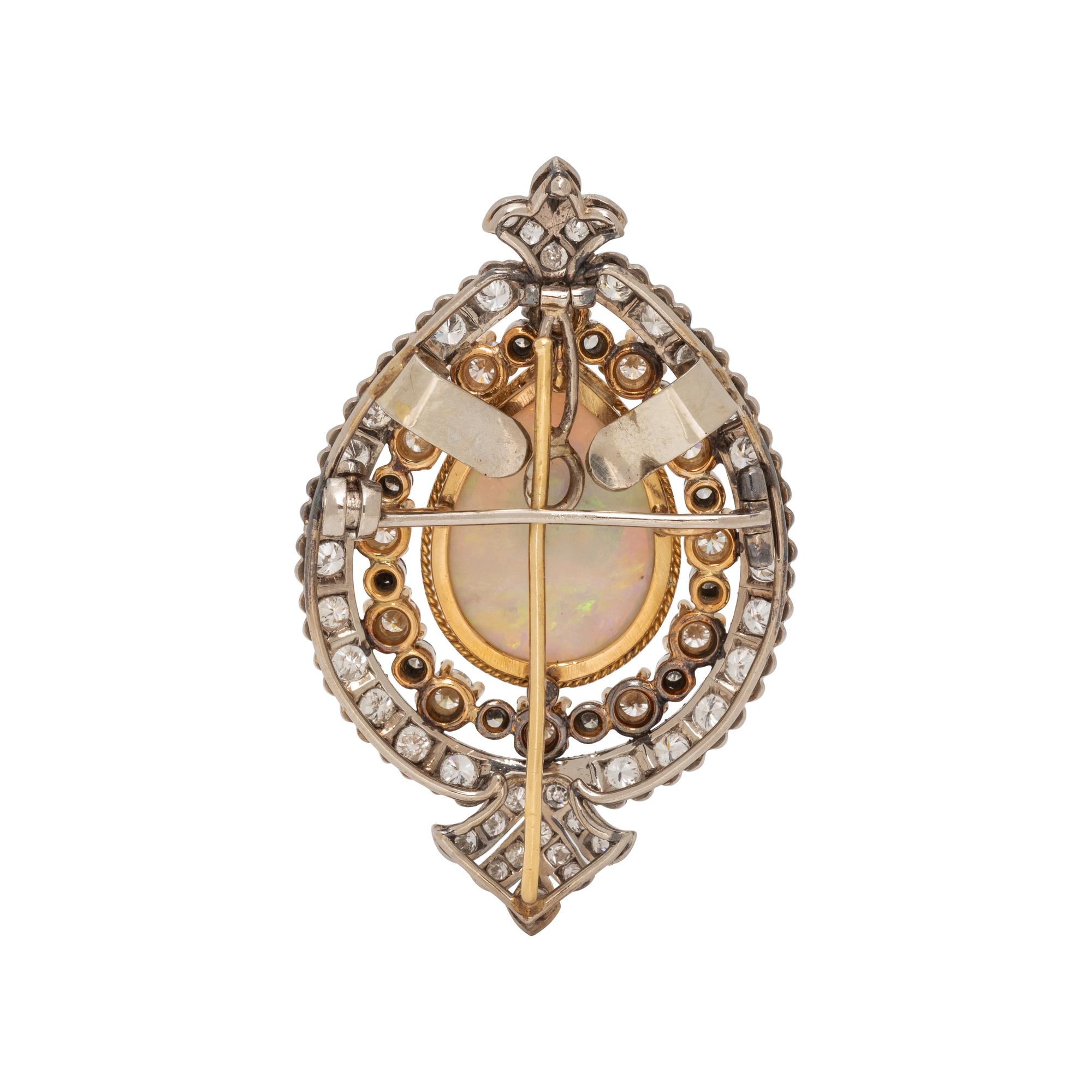 OPAL AND DIAMOND PENDANT/BROOCH