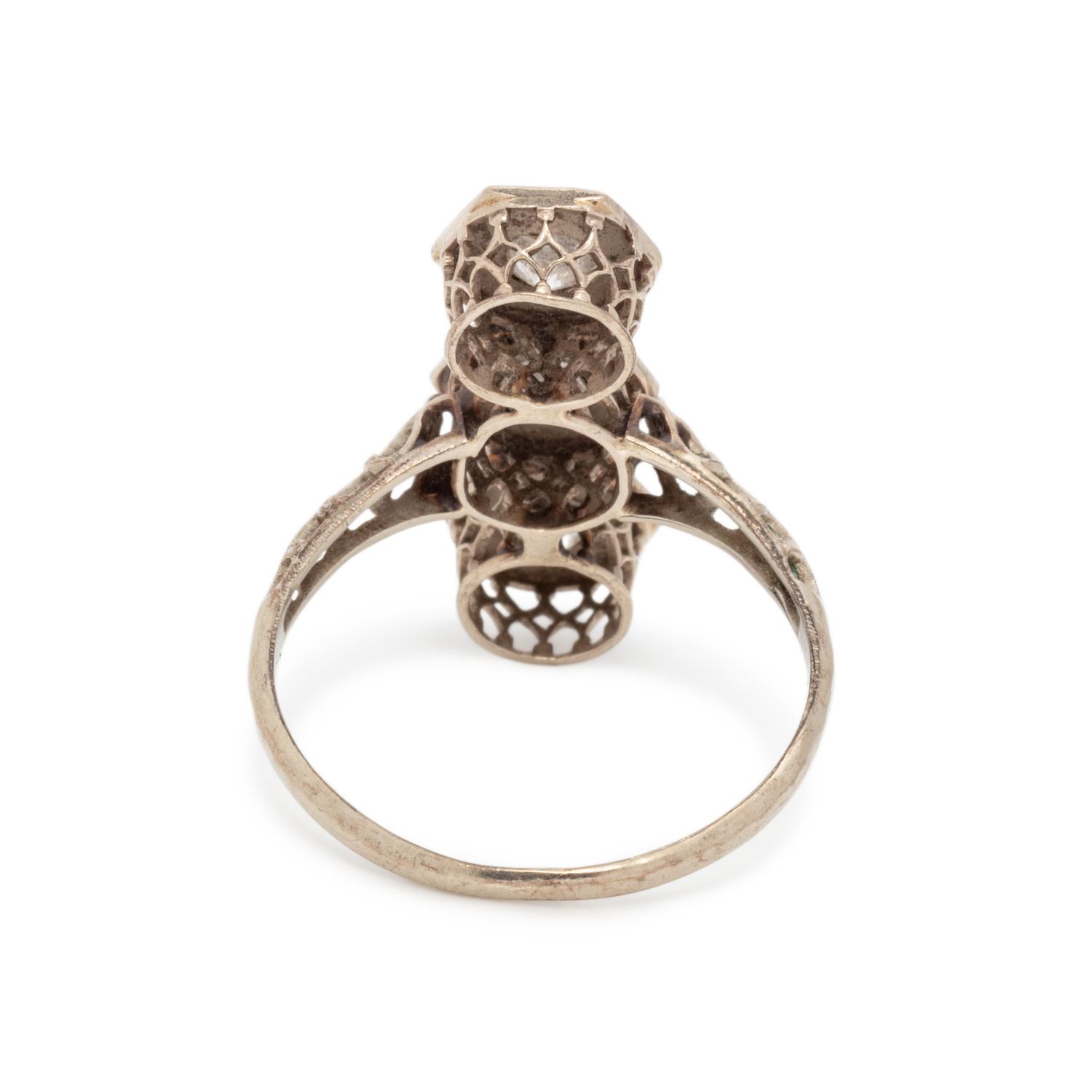 ANTIQUE, DIAMOND RING