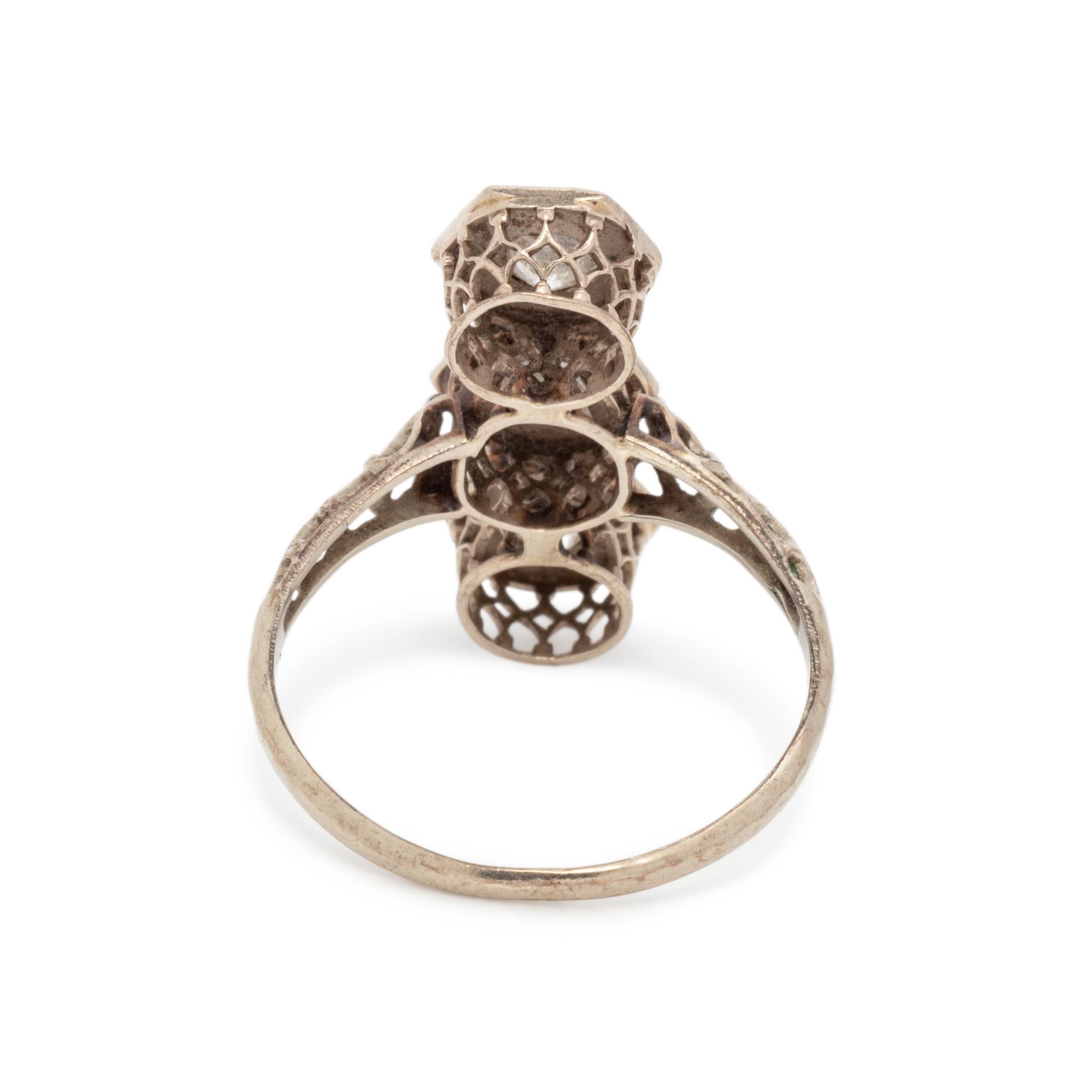 ANTIQUE, DIAMOND RING