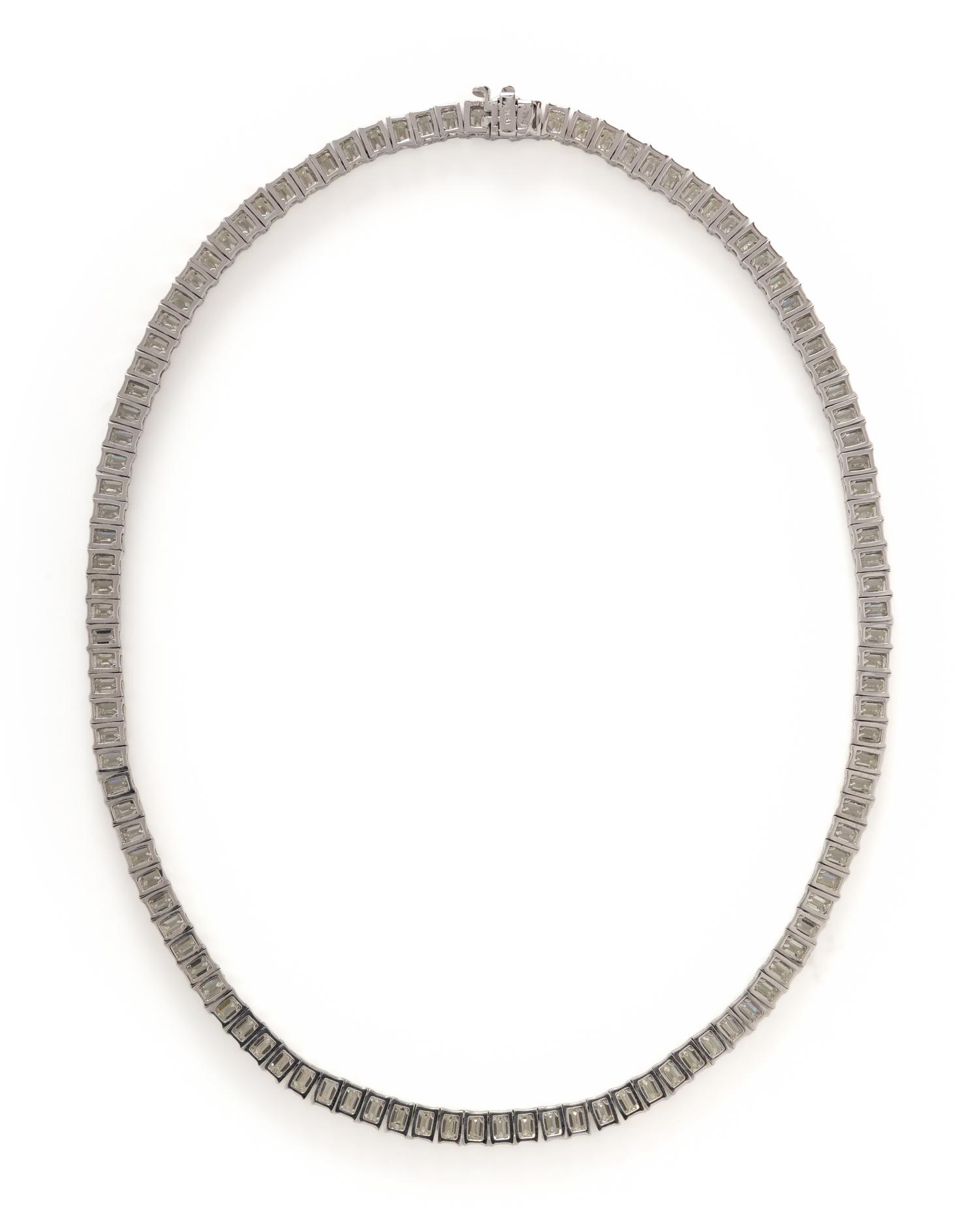 PLATINUM AND DIAMOND RIVIÈRE NECKLACE