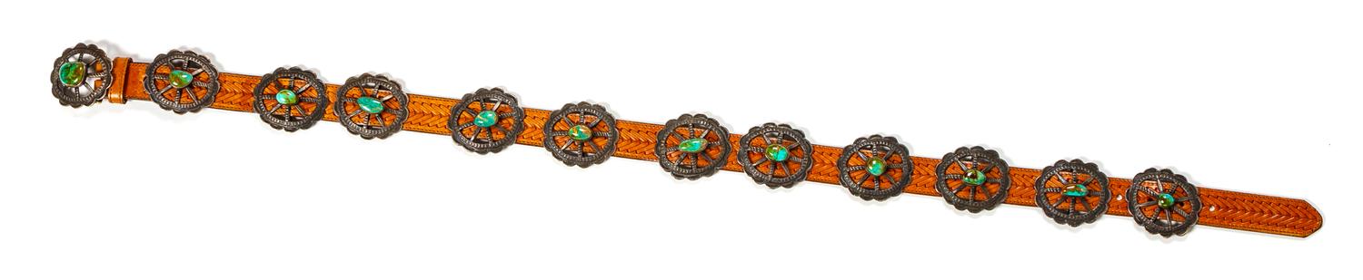 Cast Wagon Wheel Concho Belt